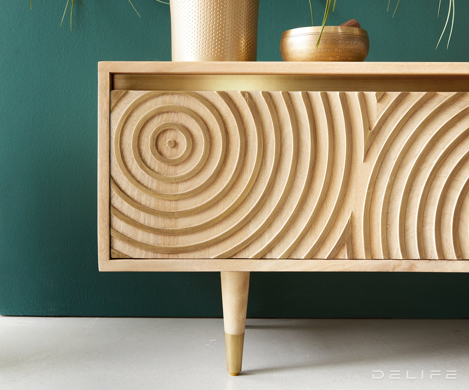 Komoda Budaya, material: mango