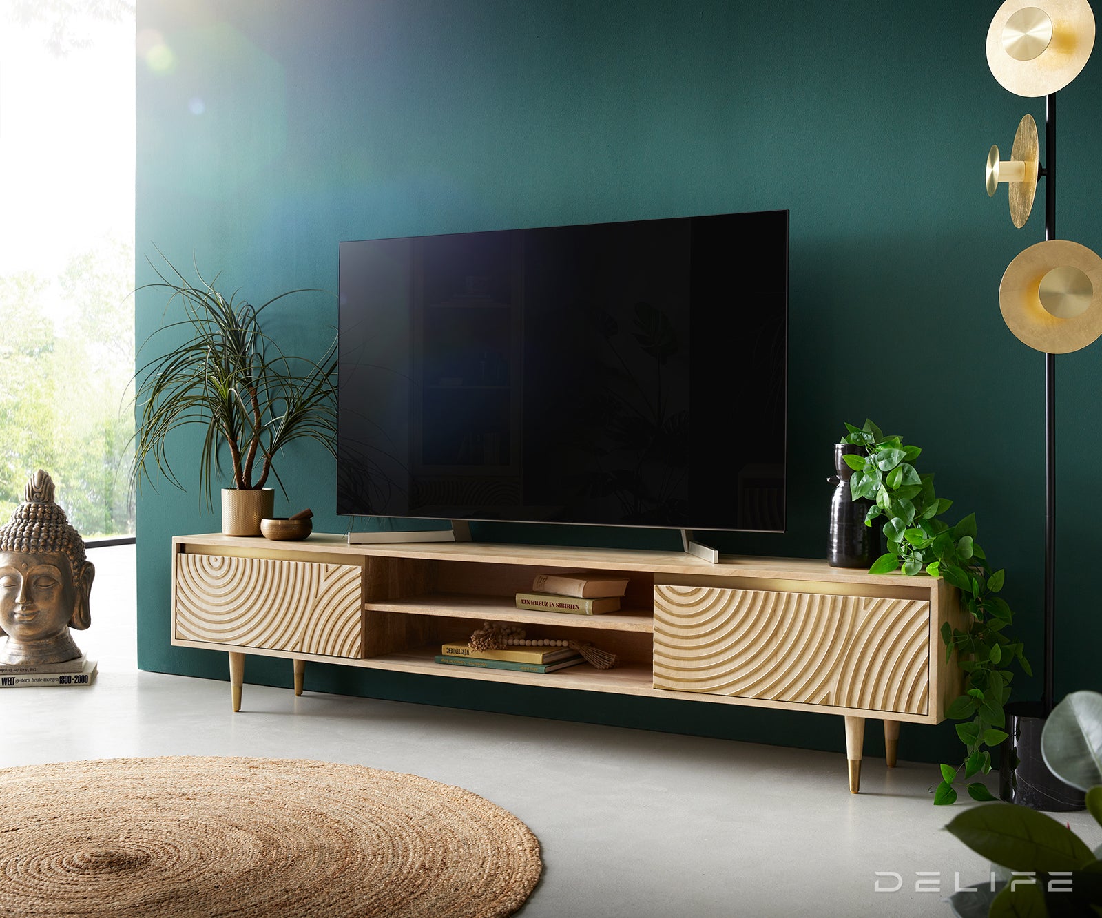 Komoda Budaya, material: mango