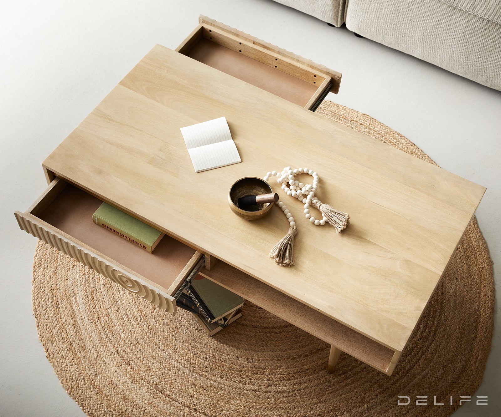 Klubska mizica Budaya, Material: Mango