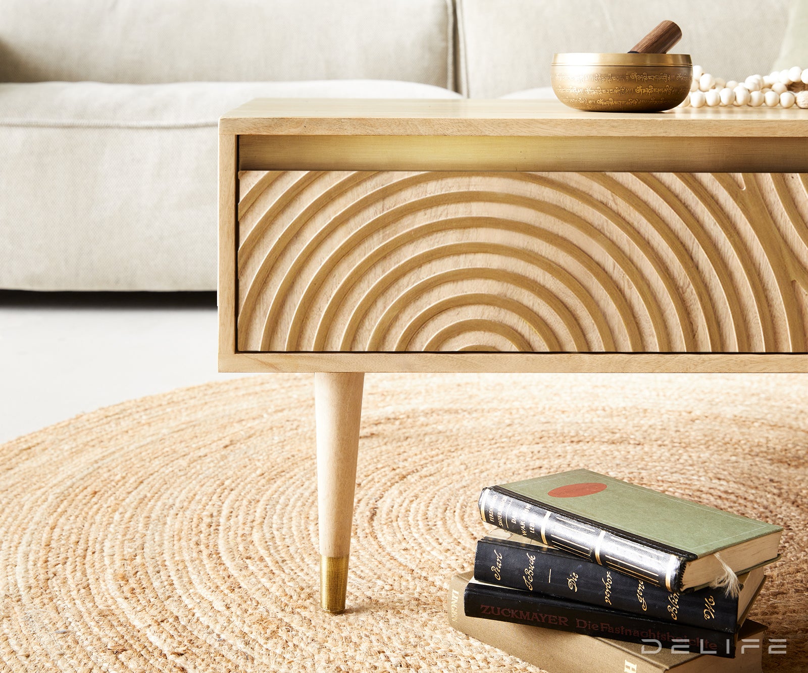 Klubska mizica Budaya, Material: Mango