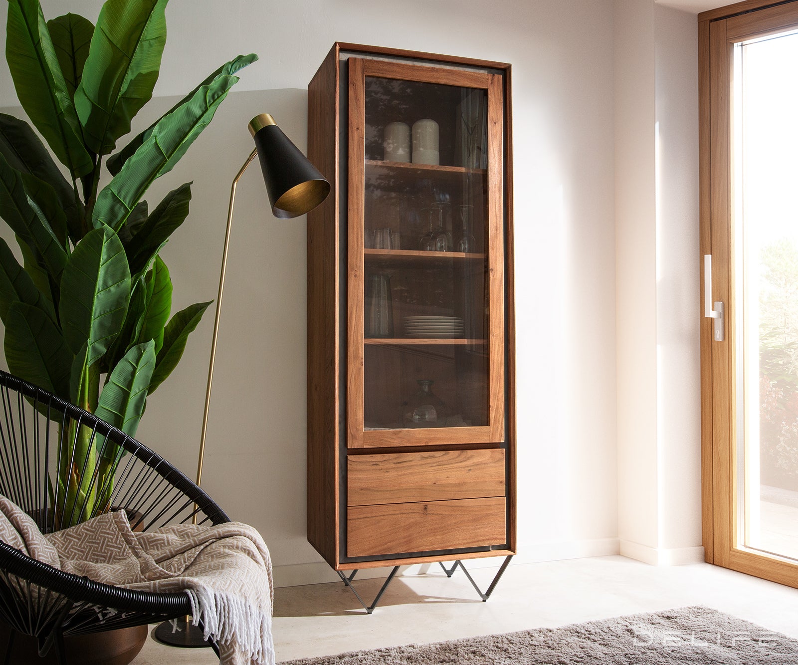 Visoka komoda Stonegrace, Material: Akacija