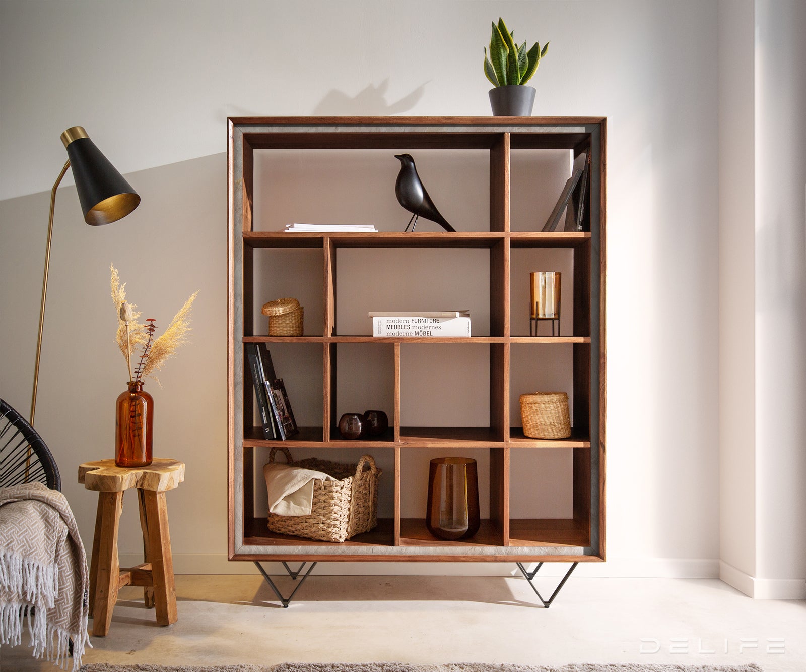 Visoka komoda Stonegrace, Material: Akacija