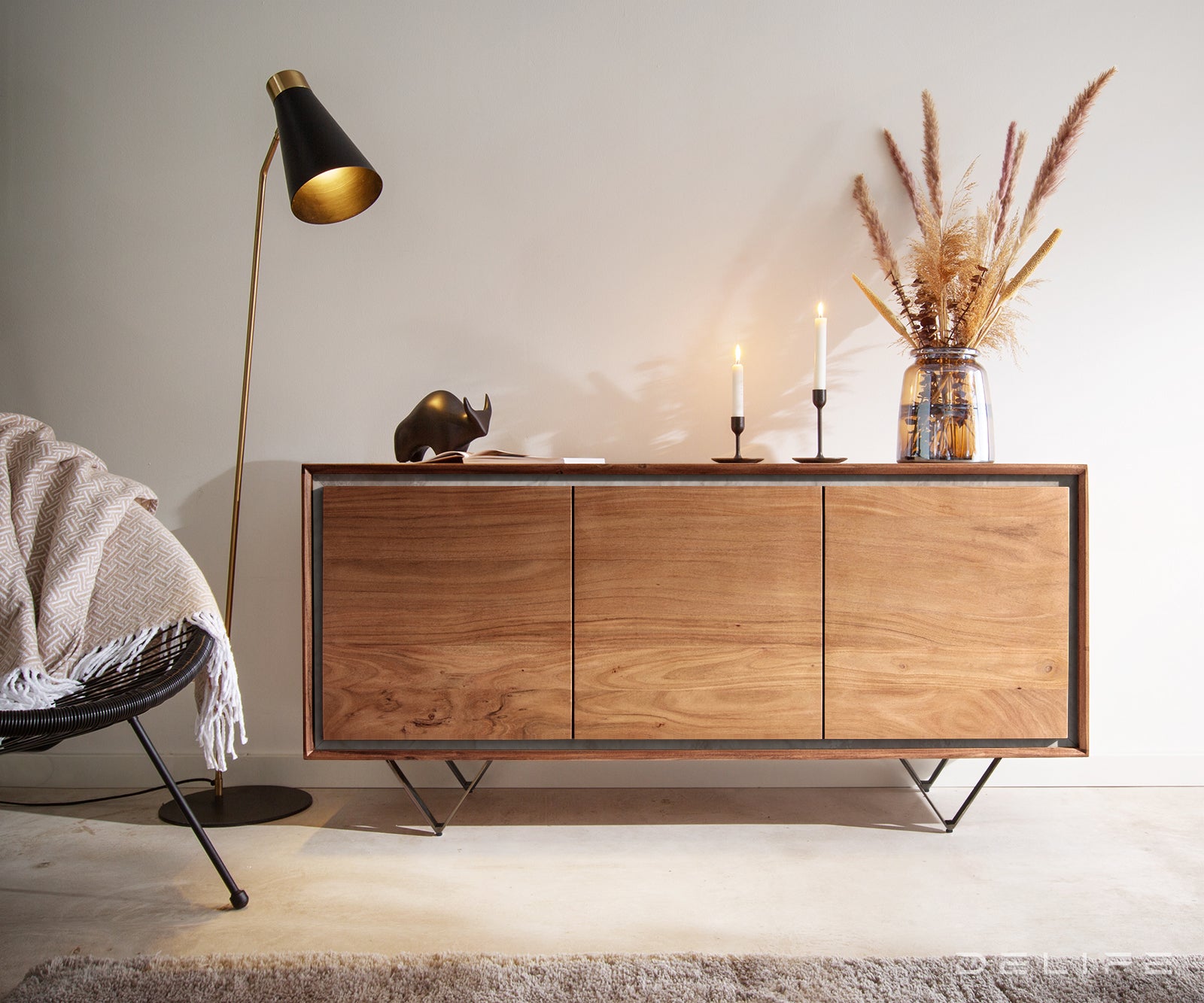 Predalnik Stonegrace, Material: Akacija