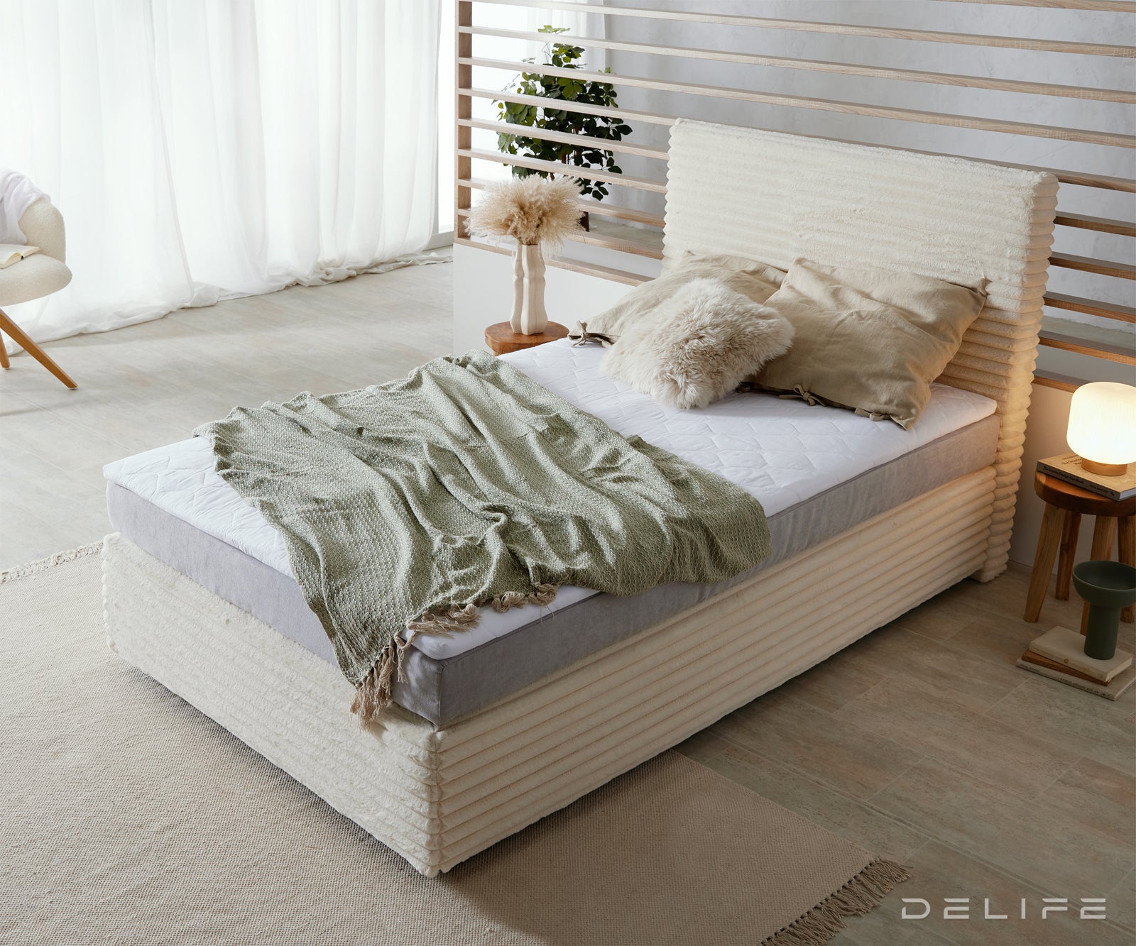 Postelja Dream Well z vzmetnico in nadvložkom, material: Plišasta rebrasta tkanina