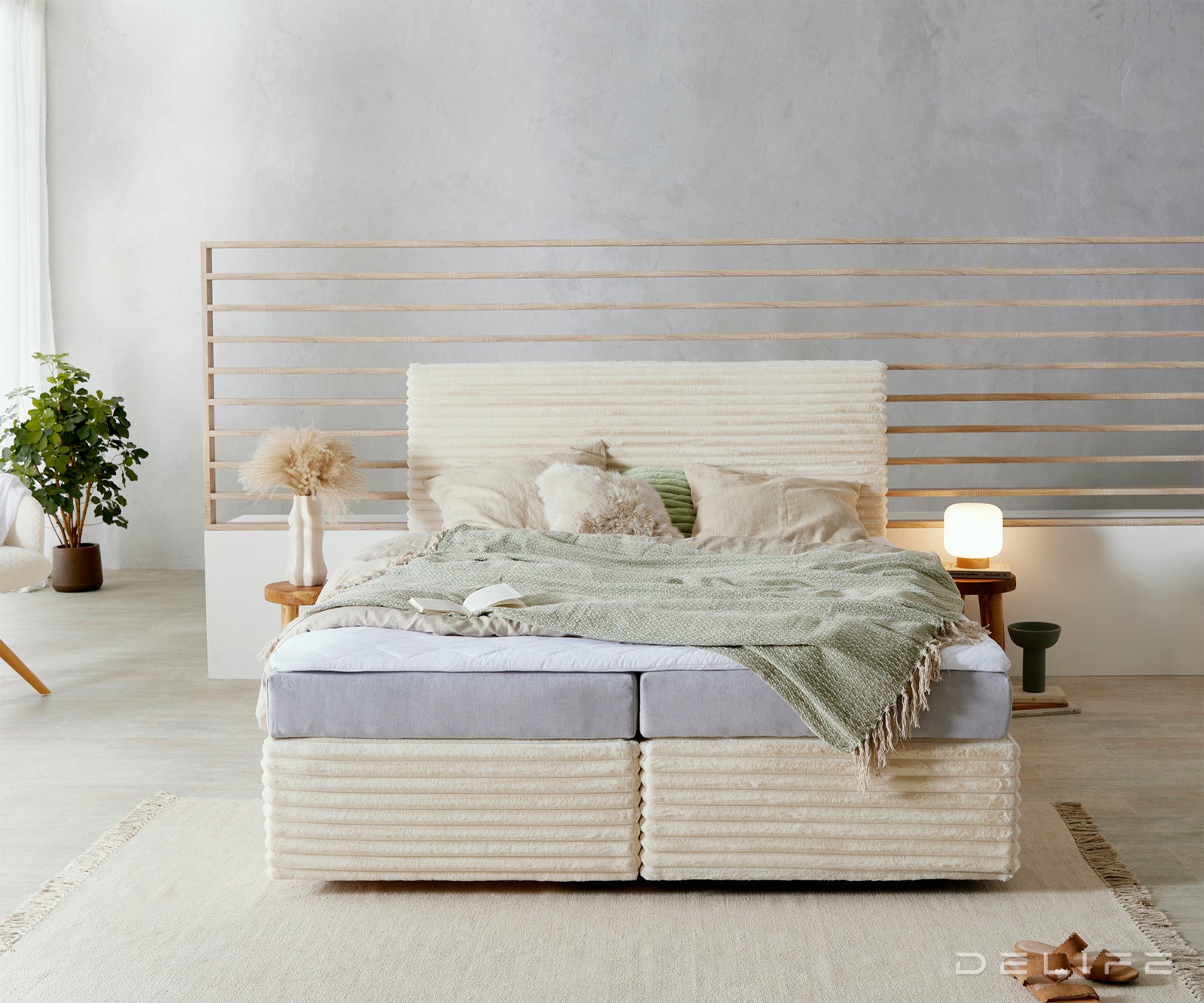 Postelja Dream Well z vzmetnico in nadvložkom, material: Plišasta rebrasta tkanina