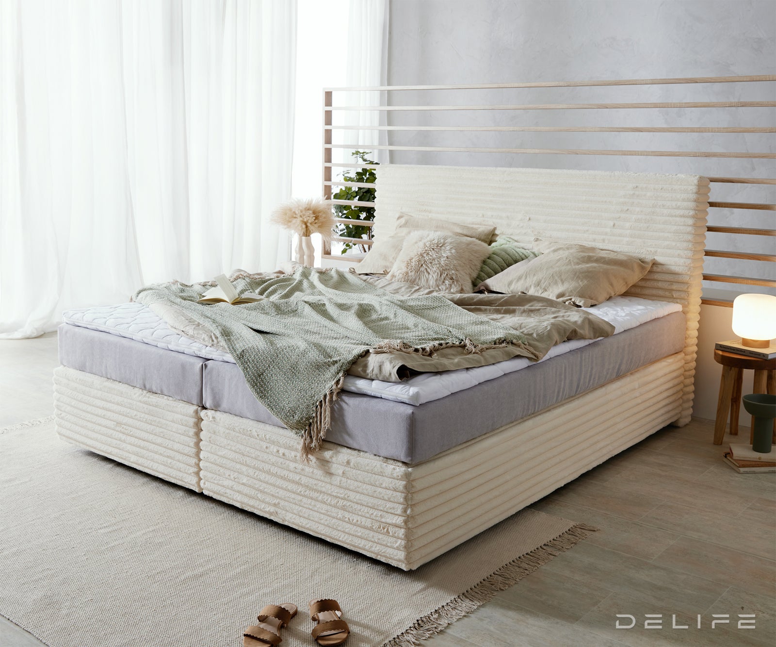 Postelja Dream Well z vzmetnico in nadvložkom, material: Plišasta rebrasta tkanina