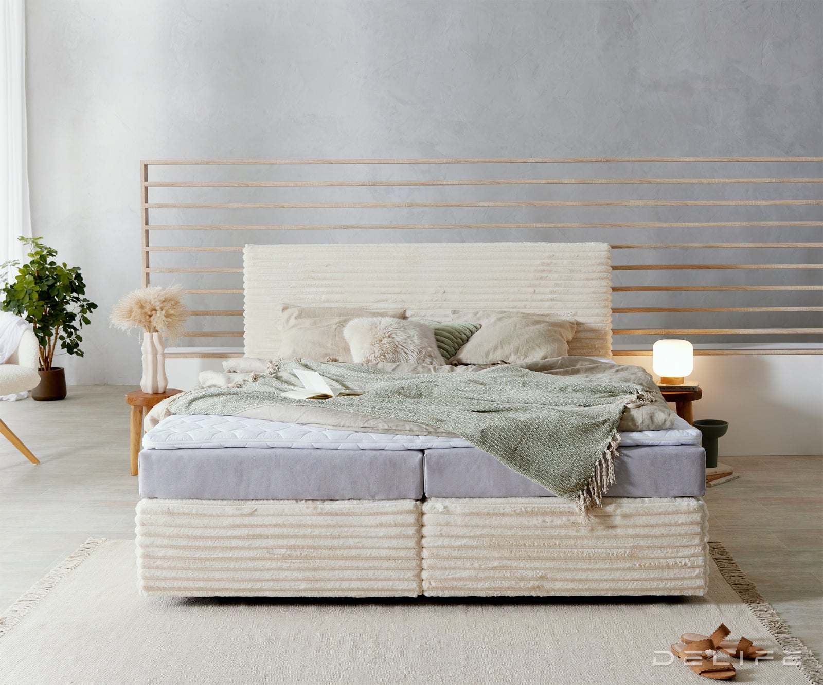 Postelja Dream Well z vzmetnico in nadvložkom, material: Plišasta rebrasta tkanina