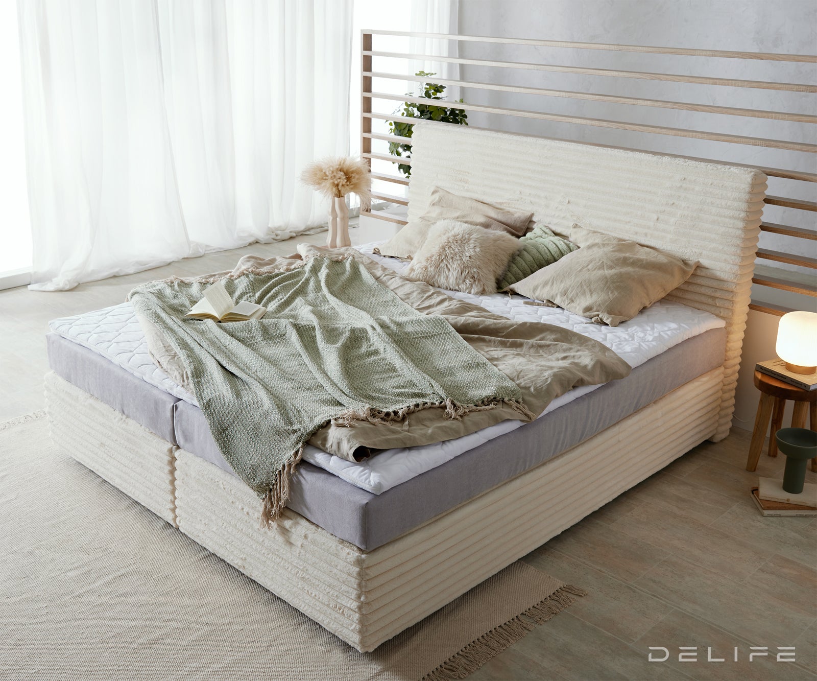 Postelja Dream Well z vzmetnico in nadvložkom, material: Plišasta rebrasta tkanina