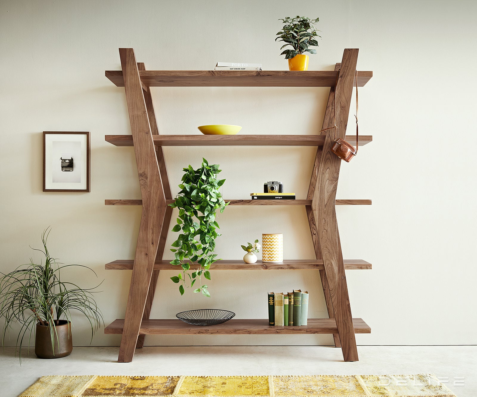 Xanthios kredenca 170x40cm, Material: Akacija