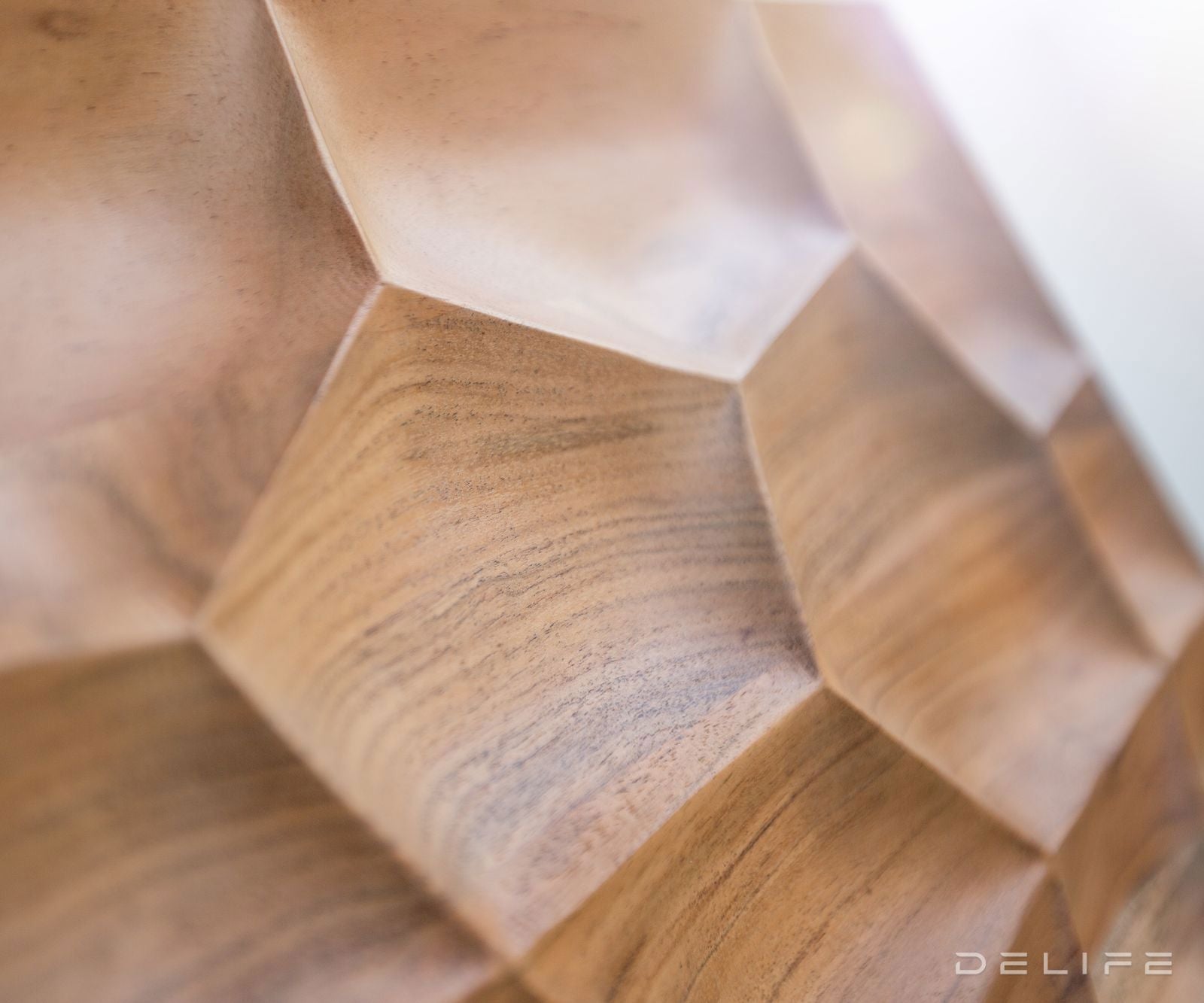 Komoda Solu, Material: Akacija