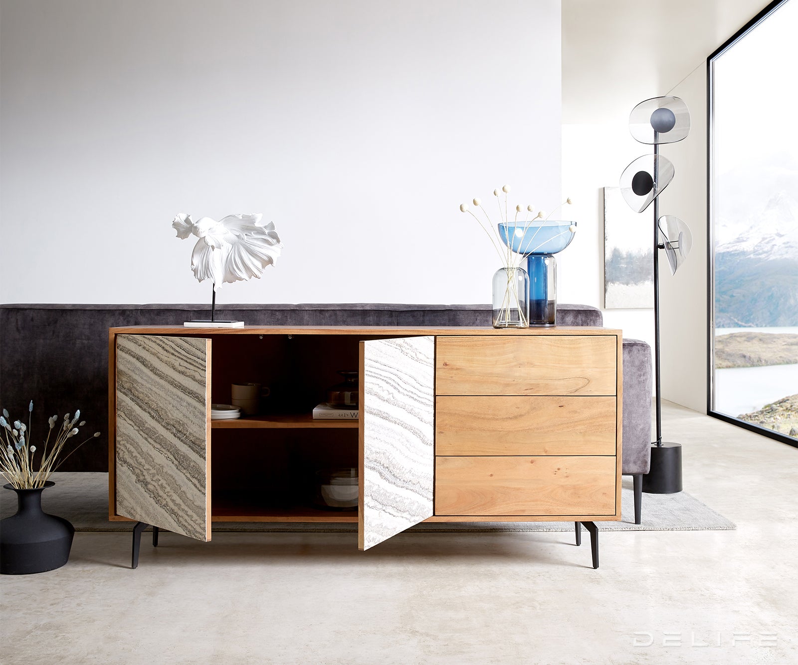 Predalnik Cleo, Material: Akacija