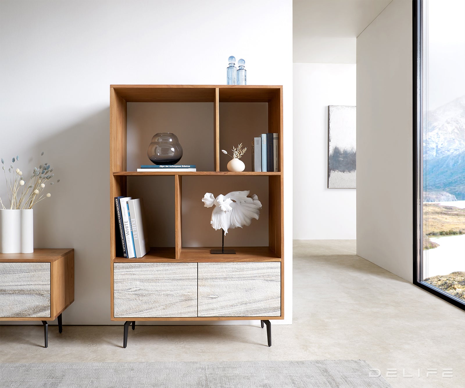 Visoka komoda Kleo, Material: Akacija