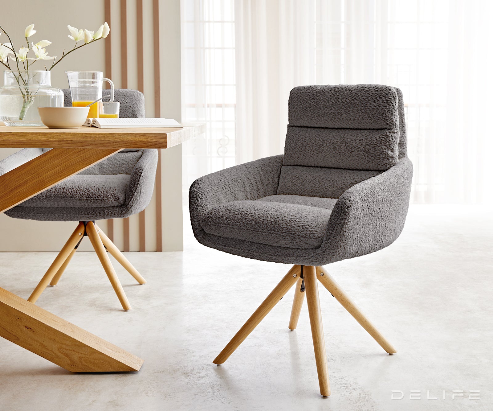 Jedilni stol Abelia z nasloni za roke, Material: Bukle