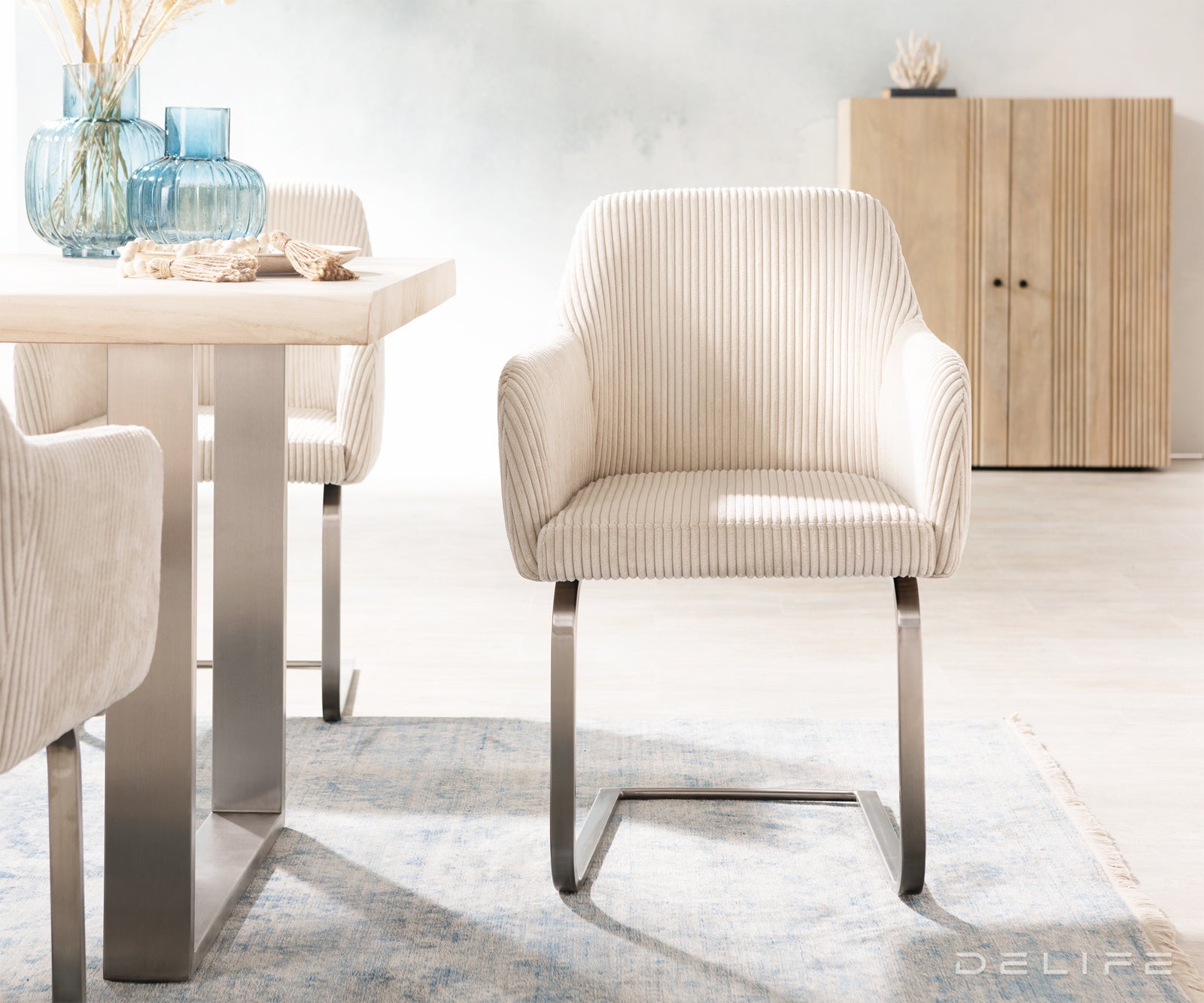 Jedilni stol Greg, Material: Rebrasta tkanina