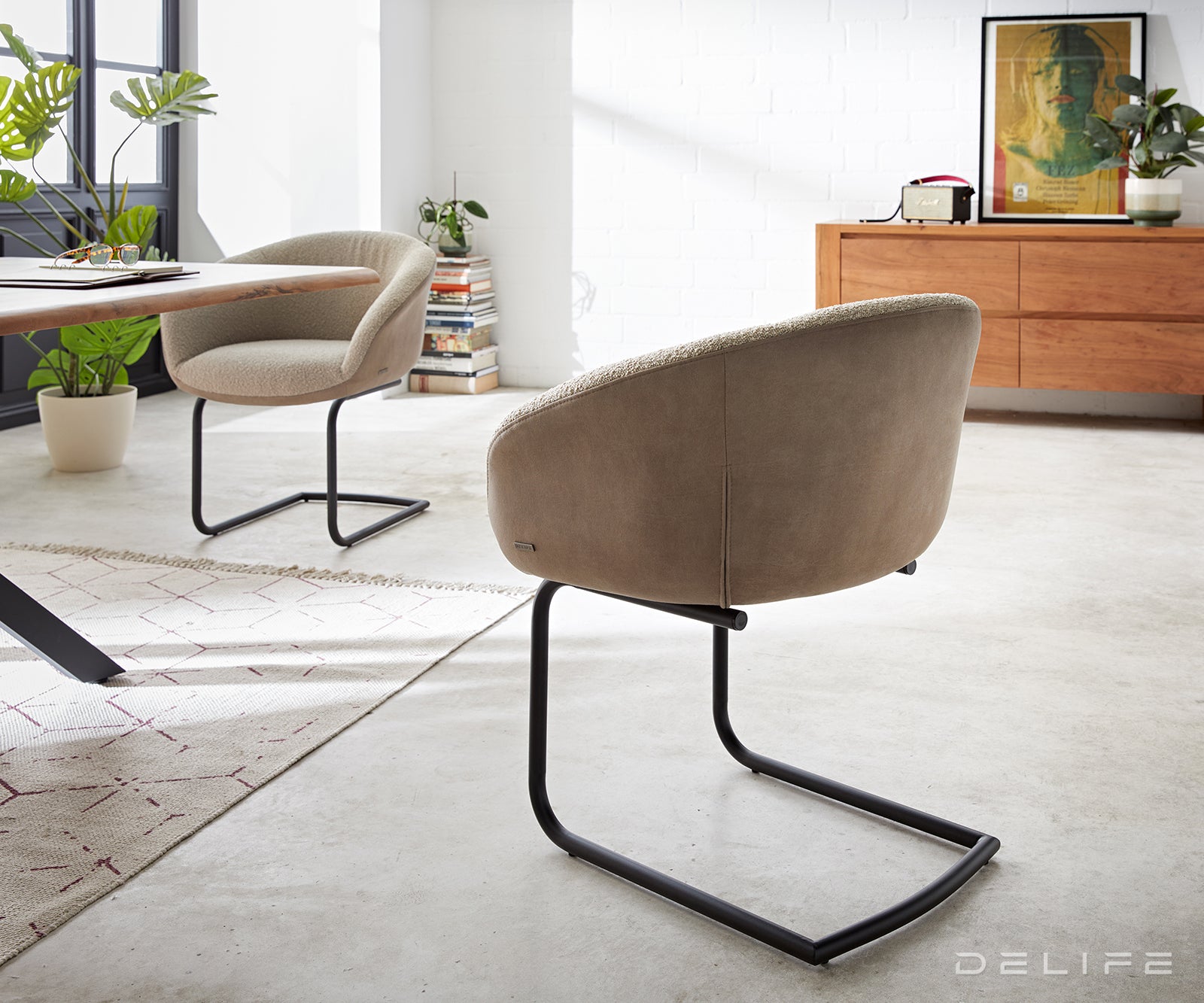 Jedilni stol Vinka, Material: Bukle