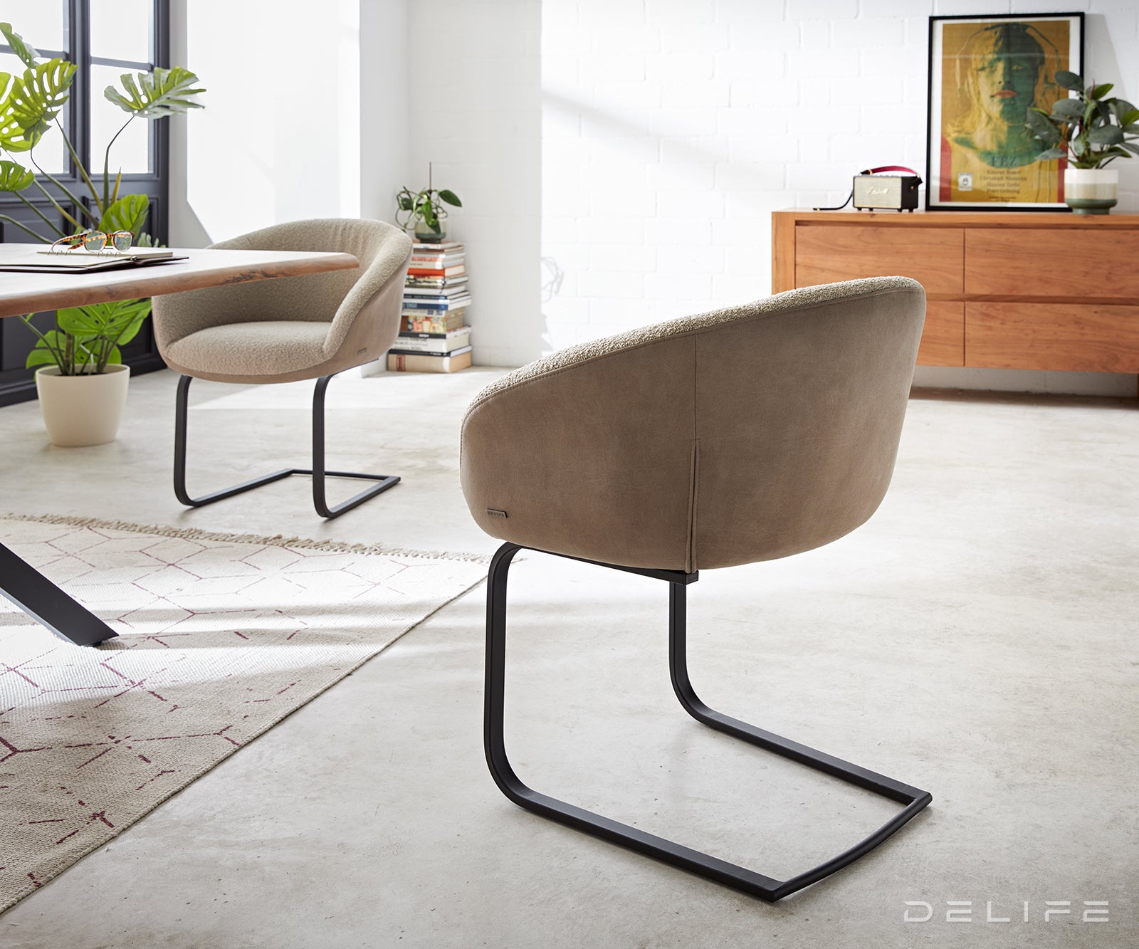 Jedilni stol Vinka, Material: Bukle