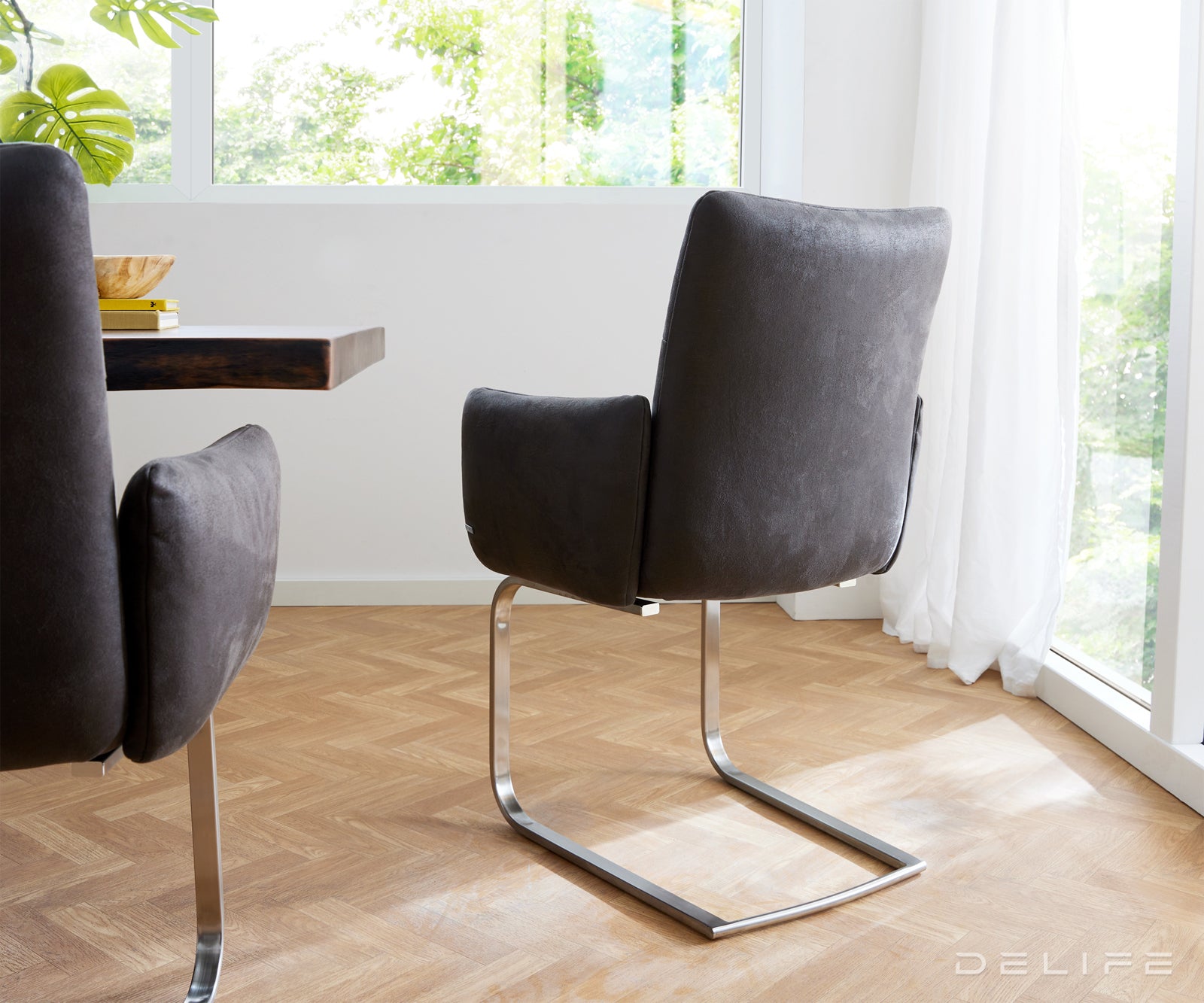 Jedilni stol Jova, Material: mikrofibra