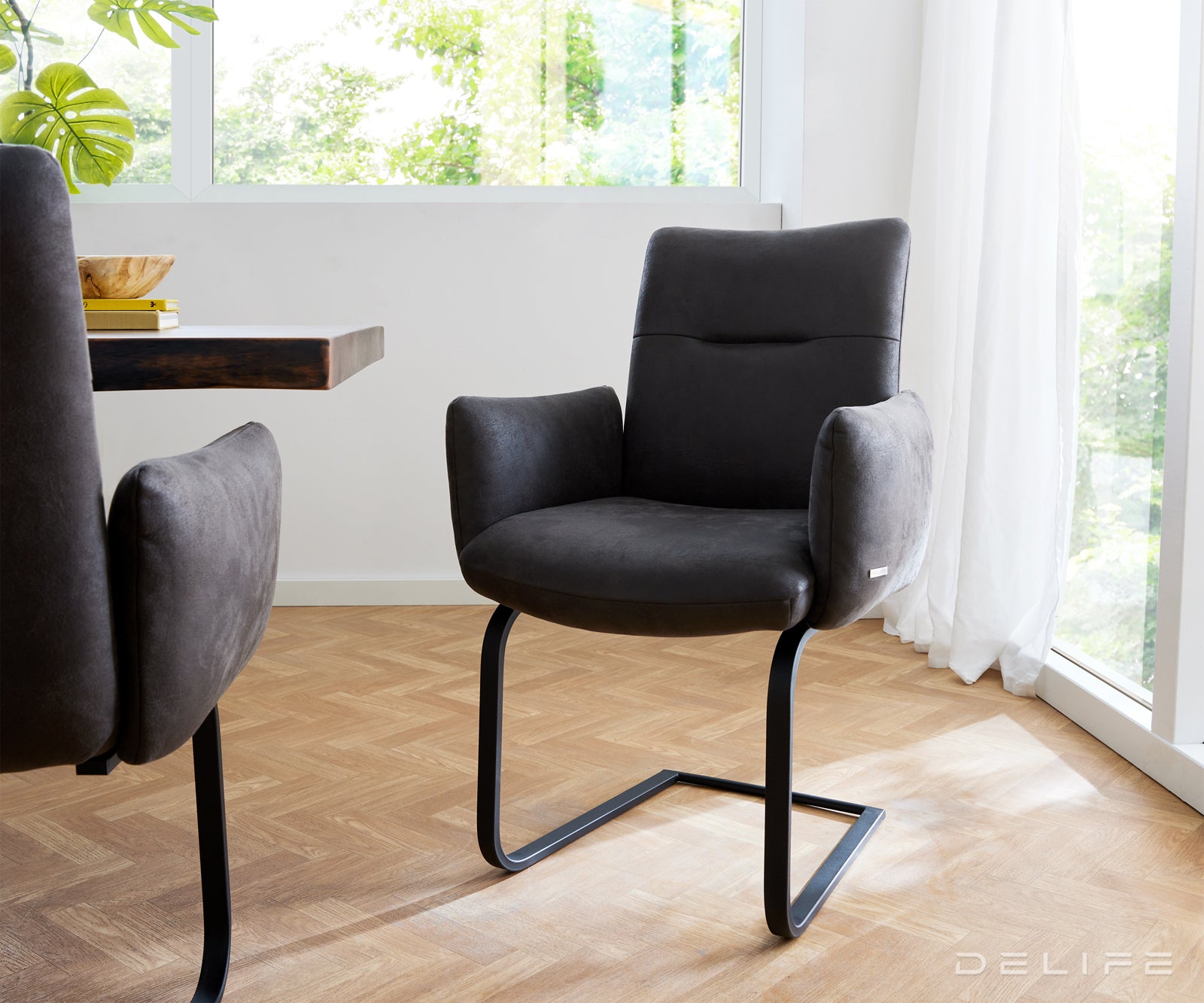 Jedilni stol Jova, Material: mikrofibra