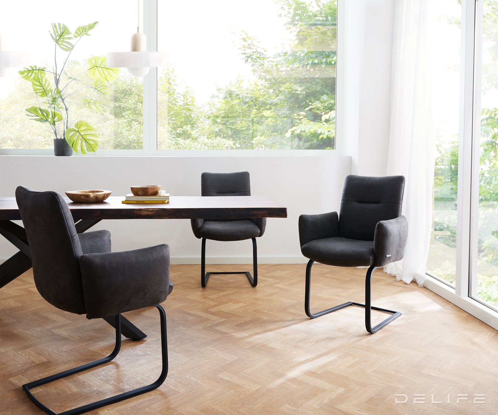 Jedilni stol Jova, Material: mikrofibra