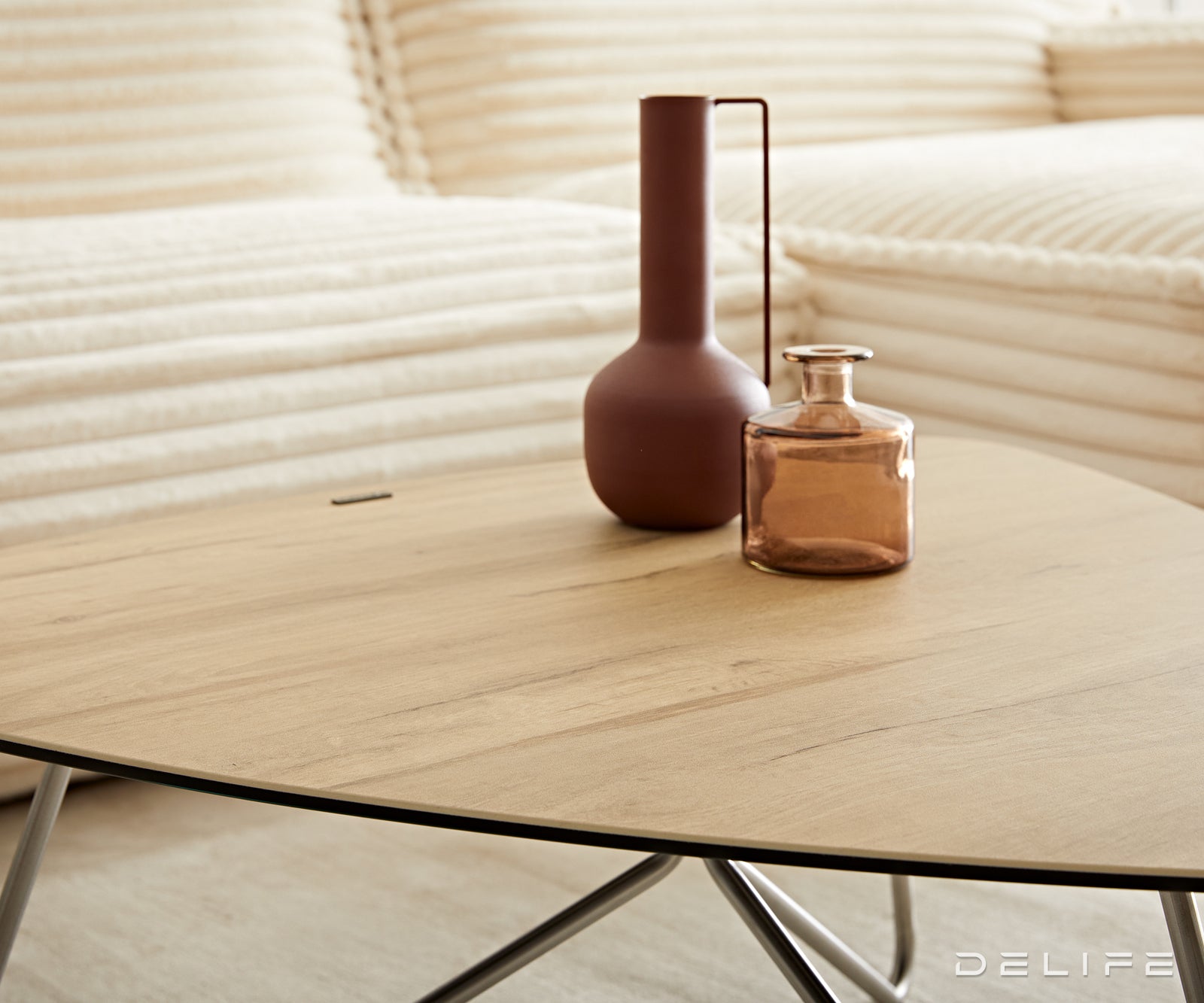 Klubska mizica Ekrem 88x85cm, Material: keramika Laminam Sabbia