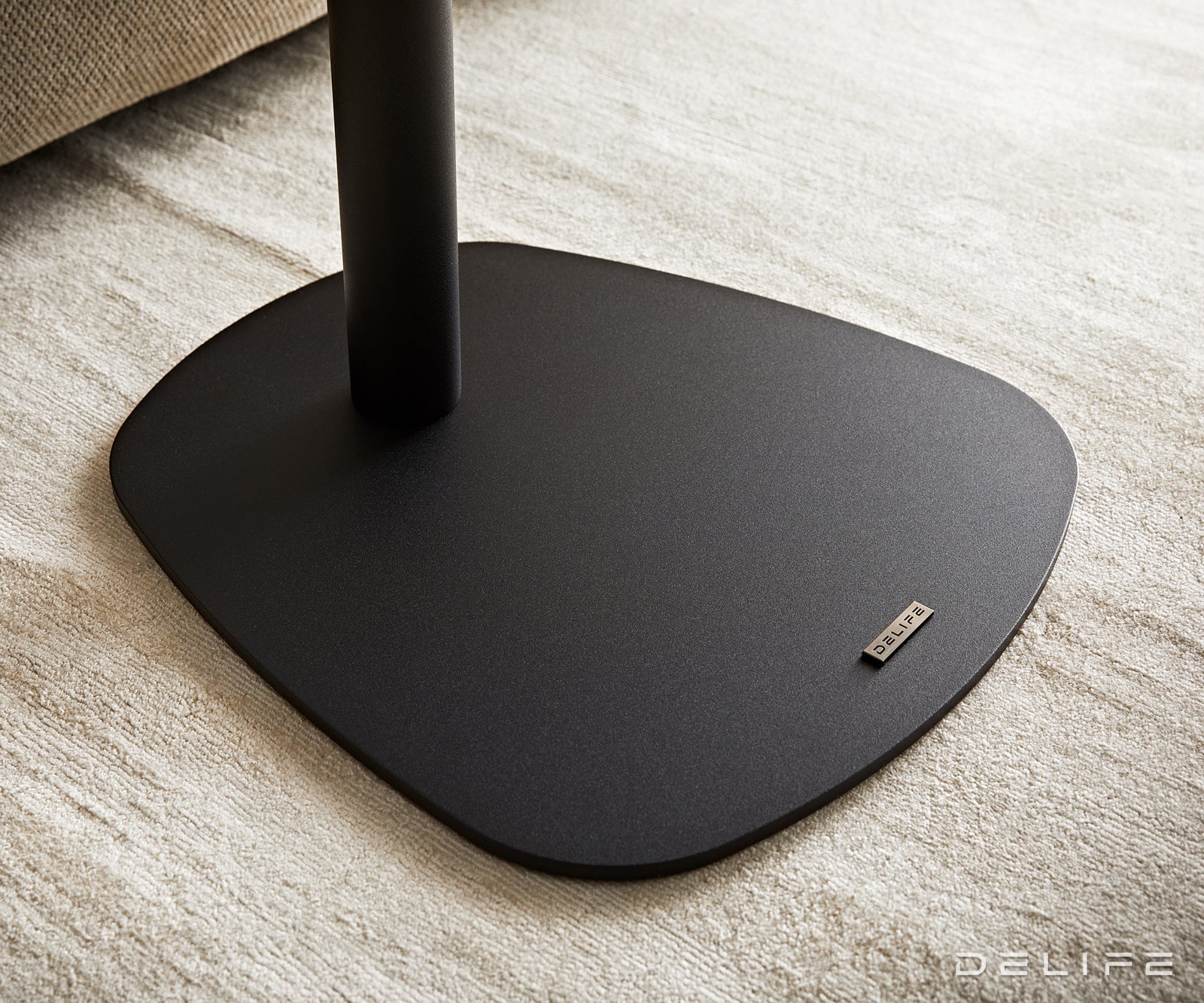 Stranska mizica Elenya 60x60cm, Material: Keramika Aspetto Concreto