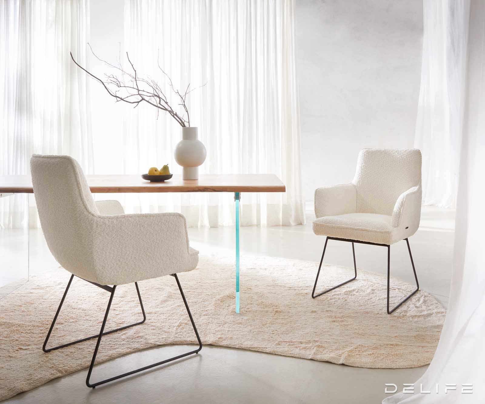 Jedilni stol Heira z naslonom za roke, material: bukle