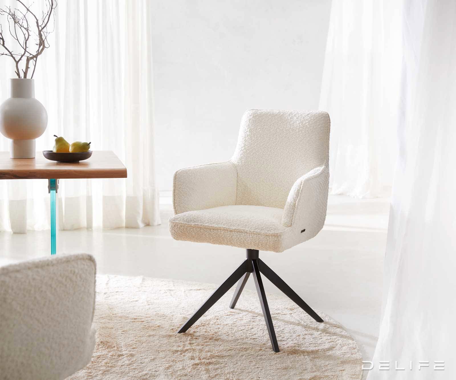 Jedilni stol Heira z naslonom za roke, material: bukle