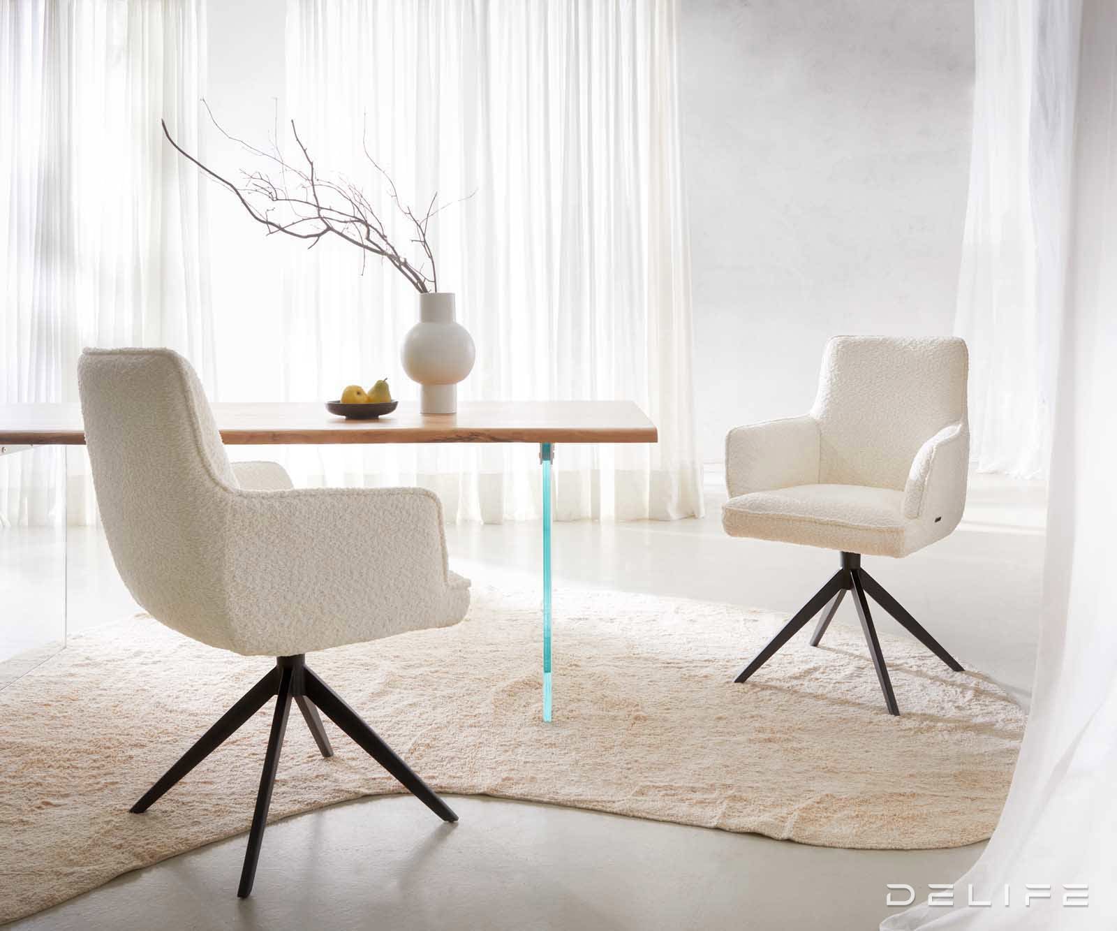 Jedilni stol Heira z naslonom za roke, material: bukle