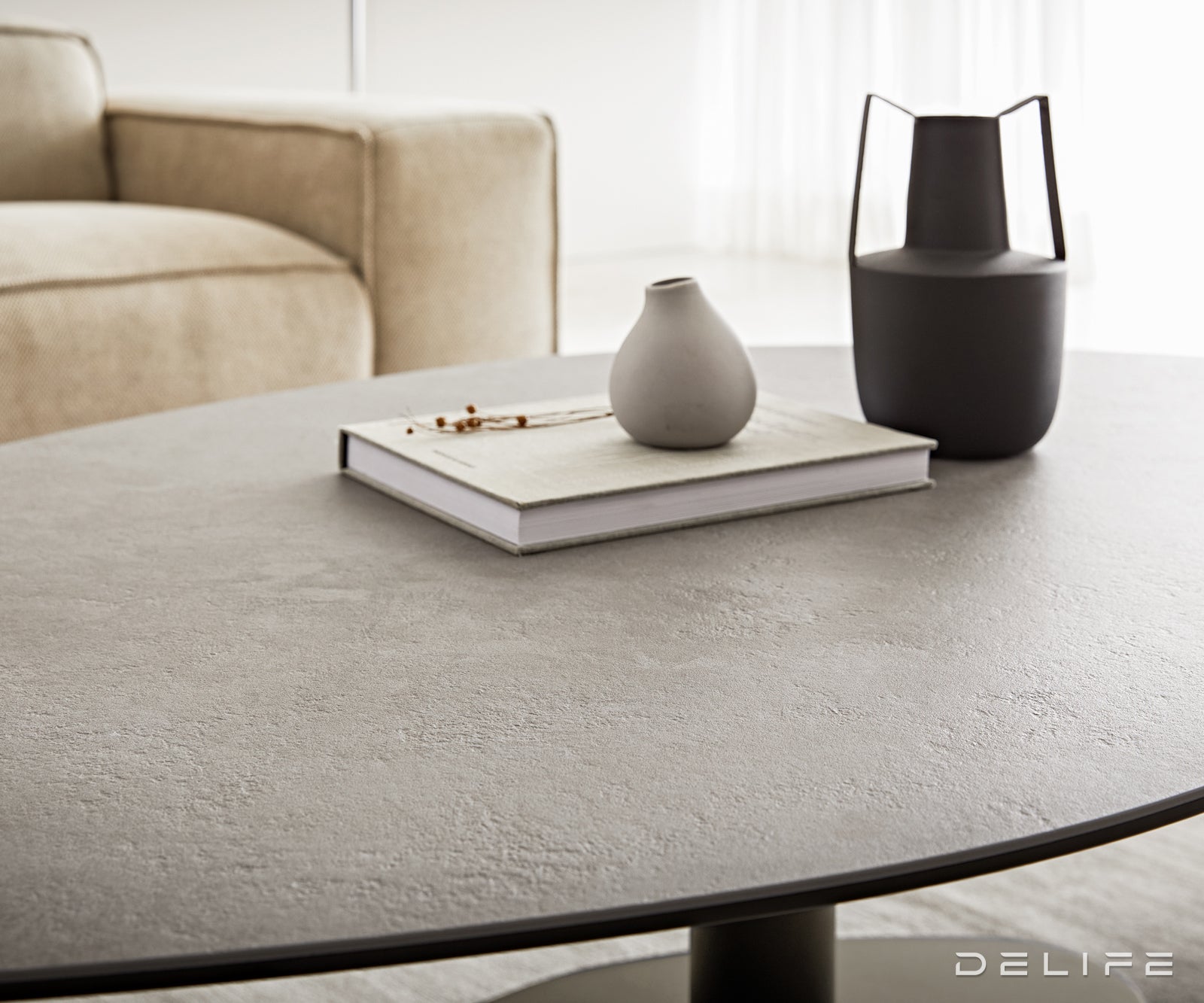 Klubska mizica Vibana 140x80cm, Material: keramika Aspetto Concreto