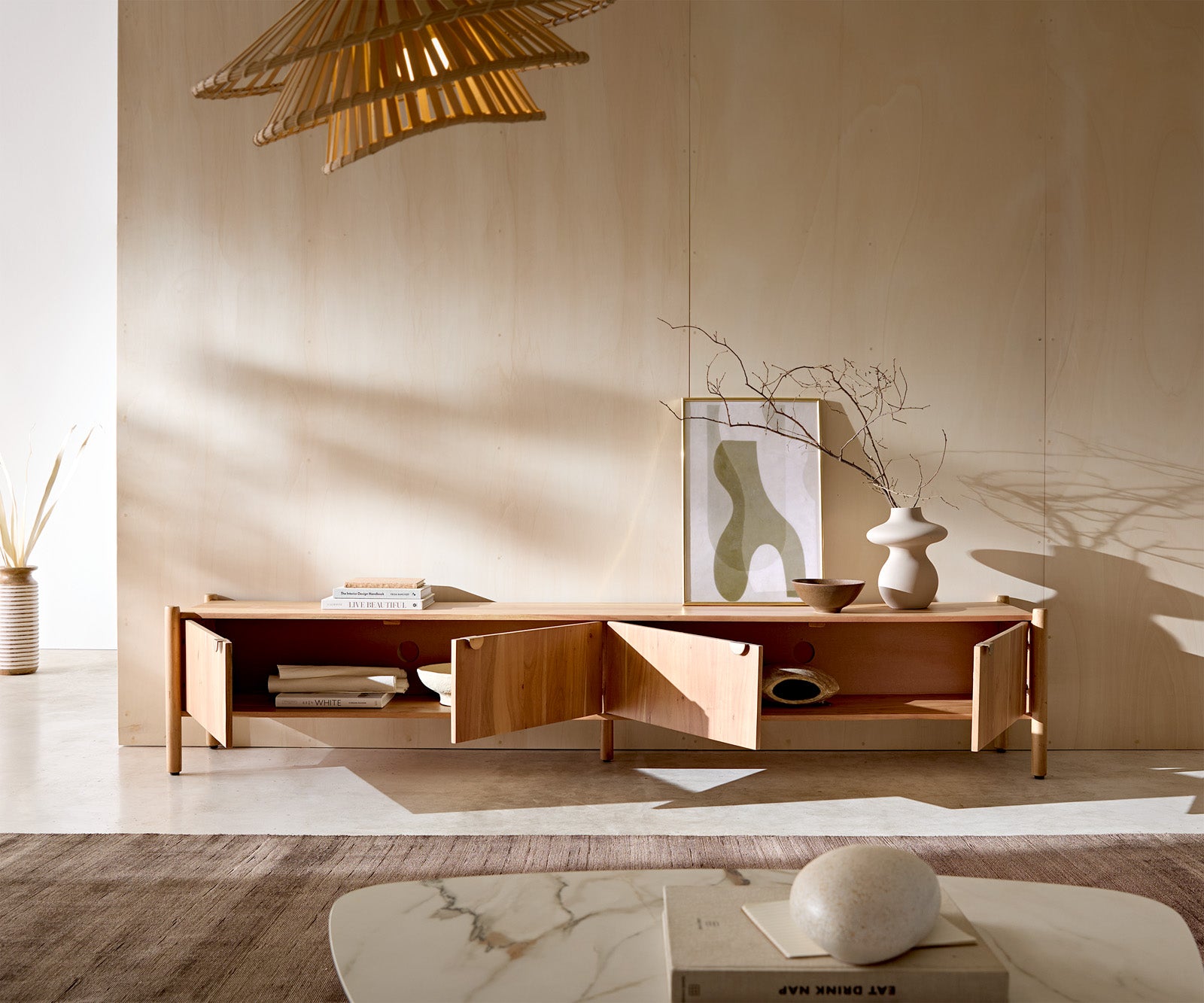 TV stojalo Caius 240 cm, material: akacija