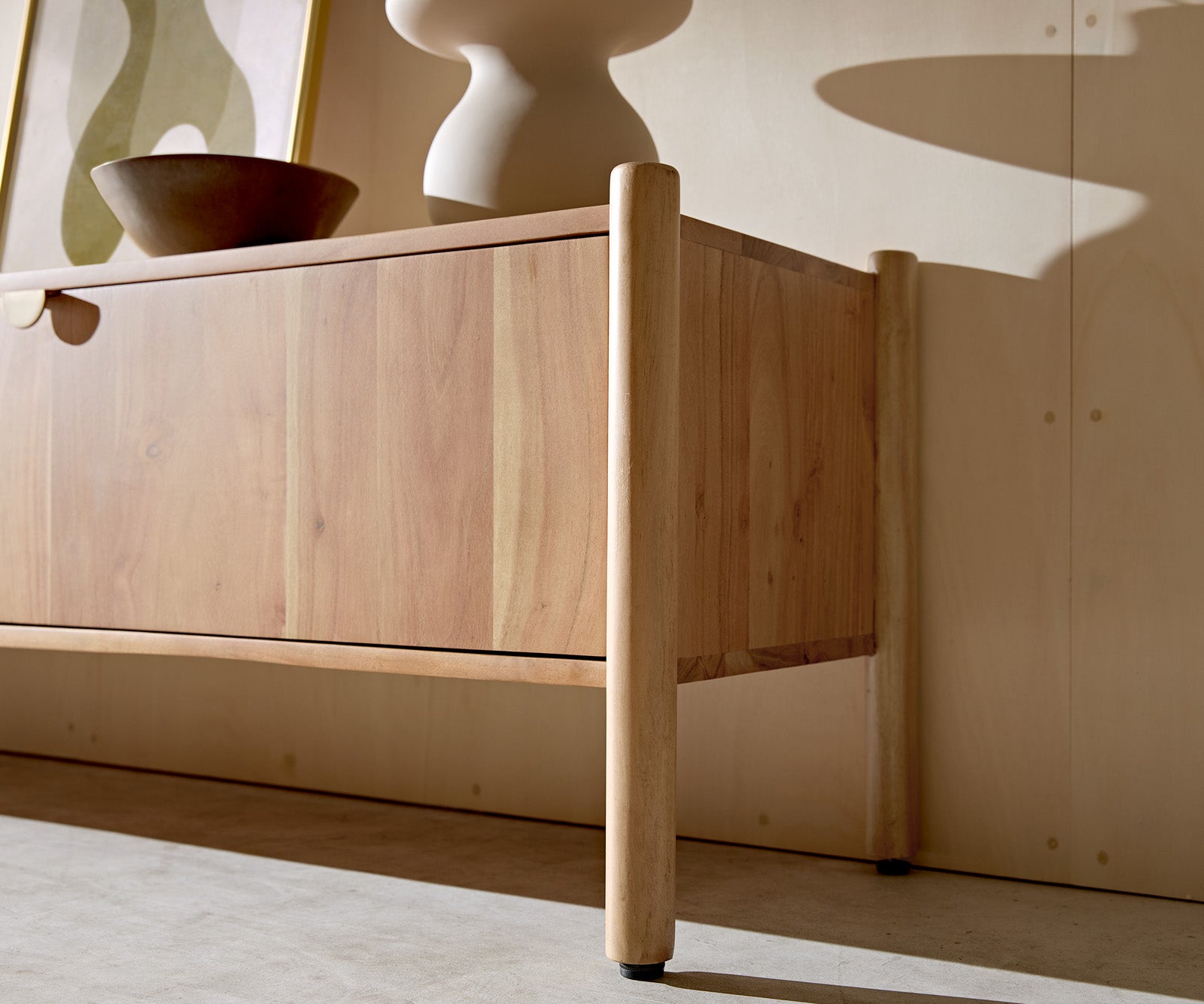 TV stojalo Caius 240 cm, material: akacija