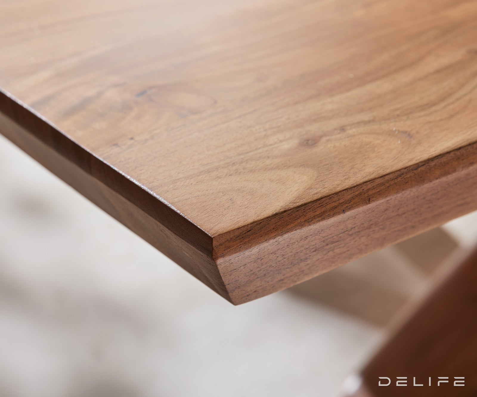 Jedilna miza Orbion 174x167cm, Material: Akacija