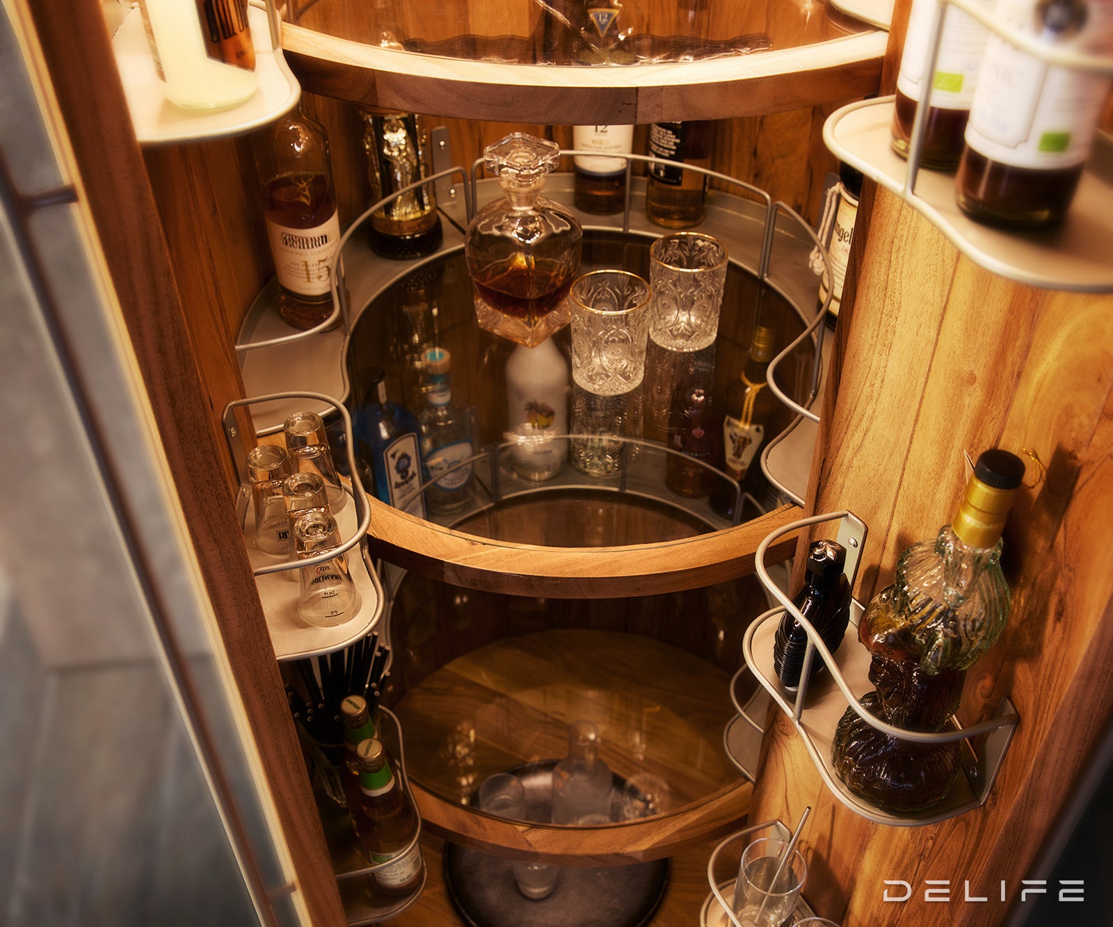 Vitrina Taza 75x213cm, Material: akacija