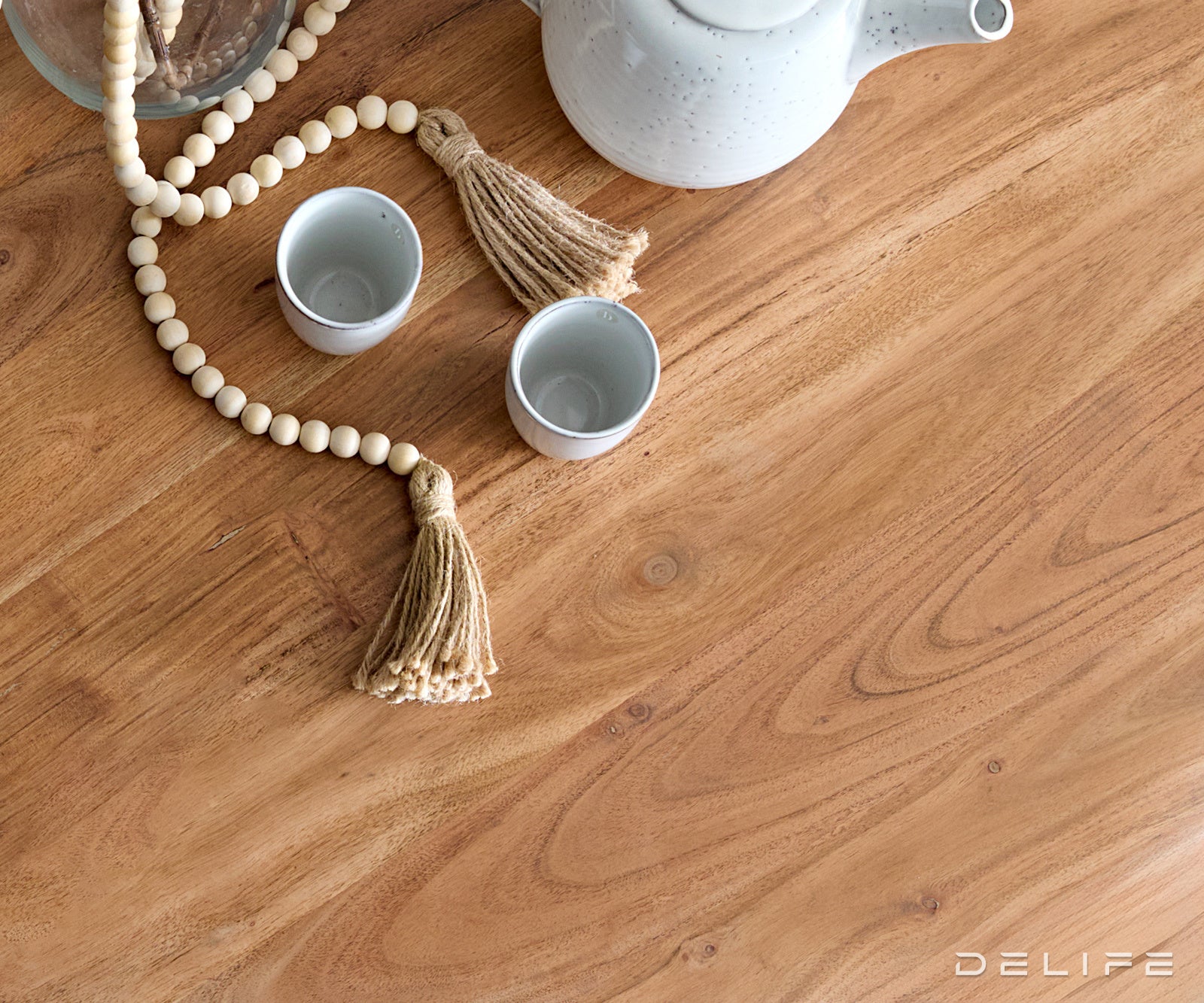 Klubska mizica Maskat 117x87cm, Material: Akacija