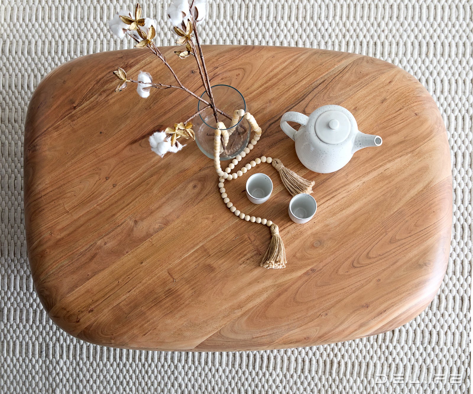 Klubska mizica Maskat 117x87cm, Material: Akacija