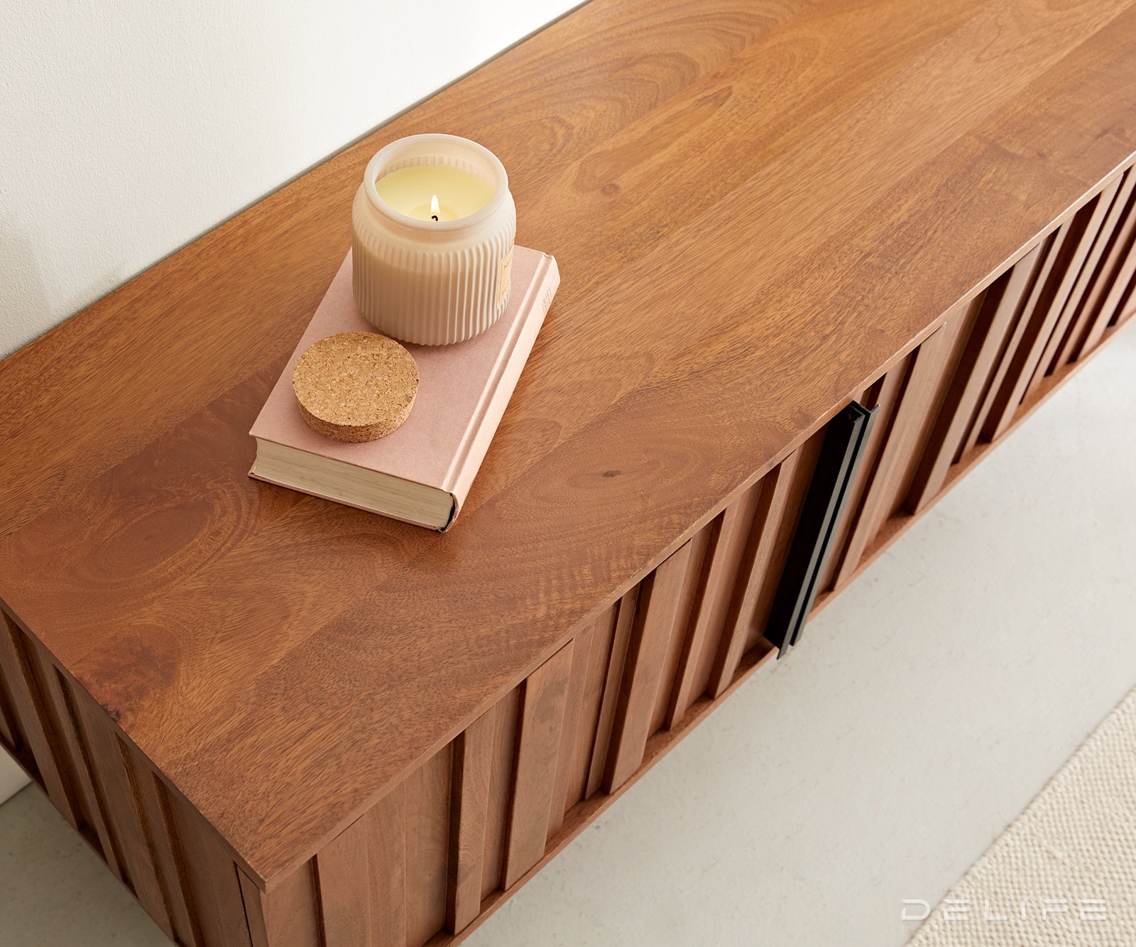 TV omarica Sivela 200 cm, material: mango