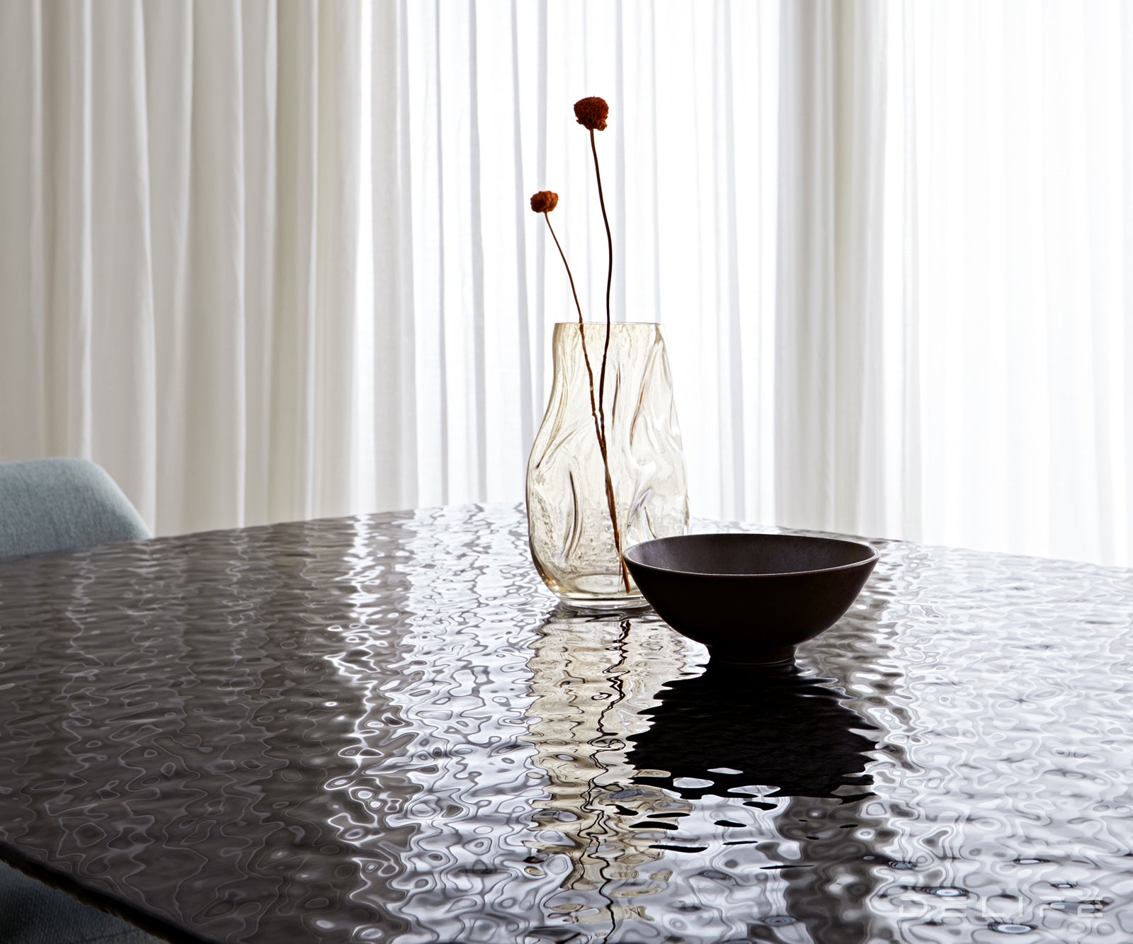 Jedilna miza Edge Boot, 240x120cm, Material: steklo/kovina