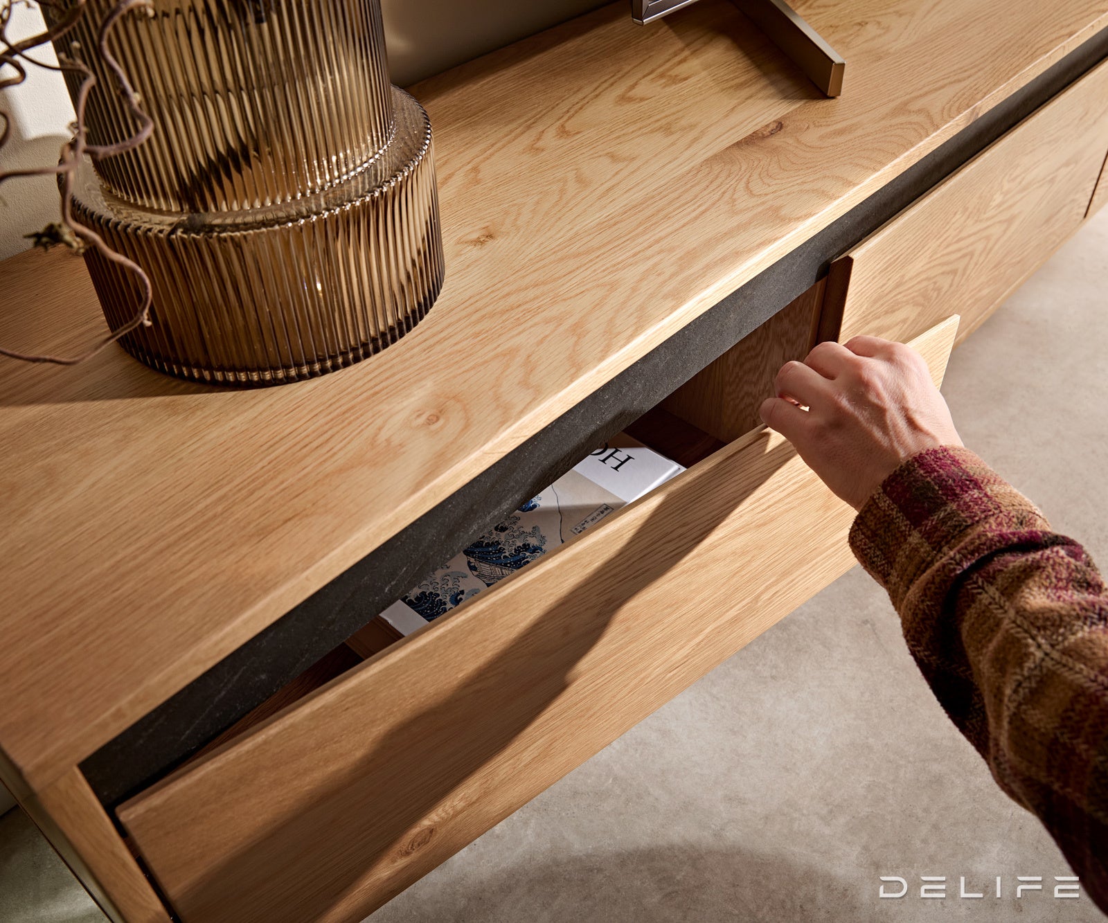 TV omarica Stonegrace 240 cm, Material: Hrast