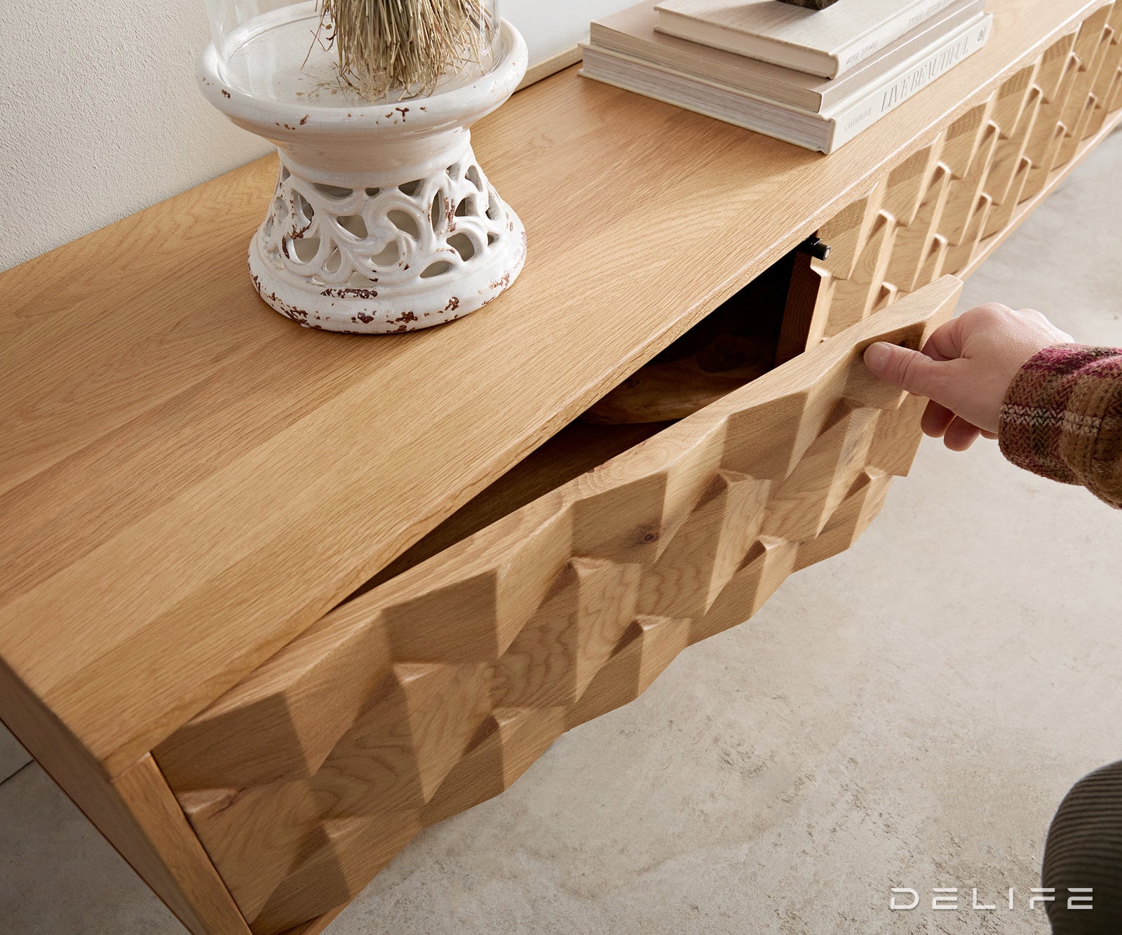 TV omarica Fevo 220 cm, Material: hrast