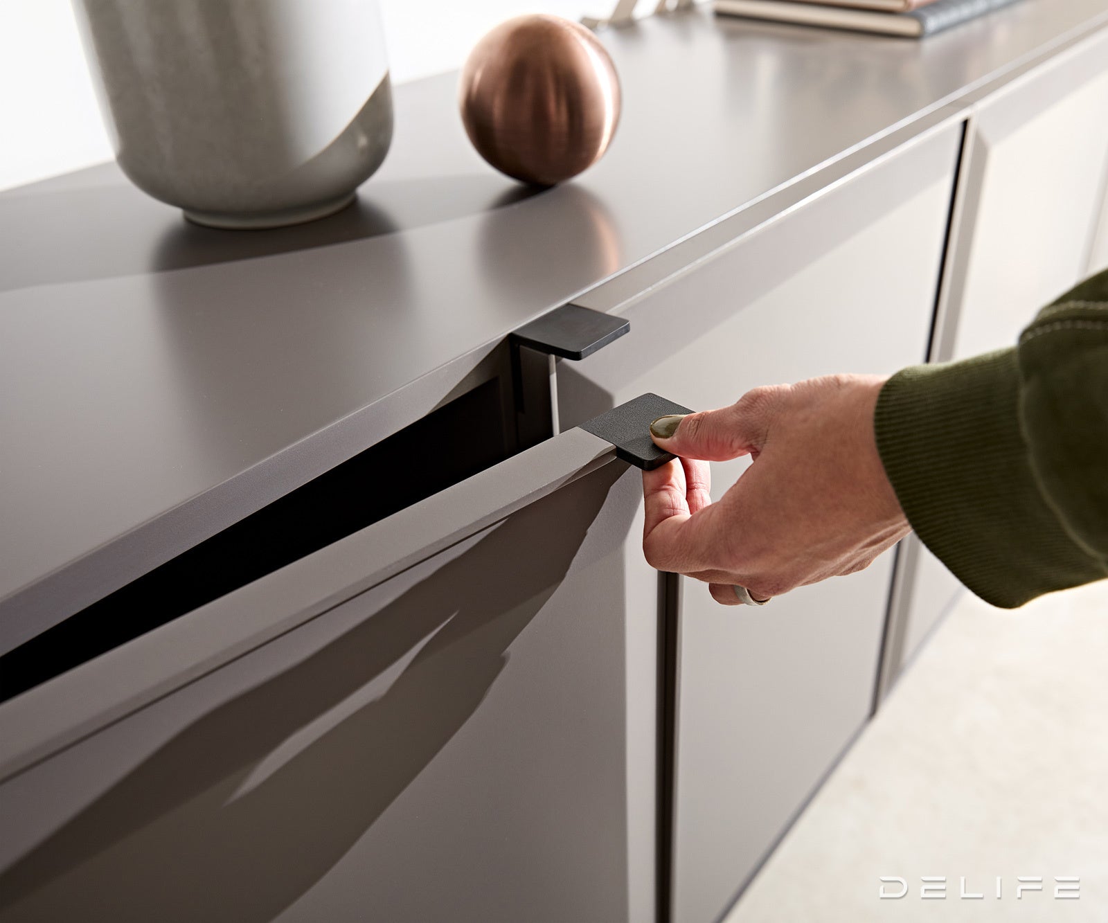 Predalnik Marellia 200 cm, Material: MDF