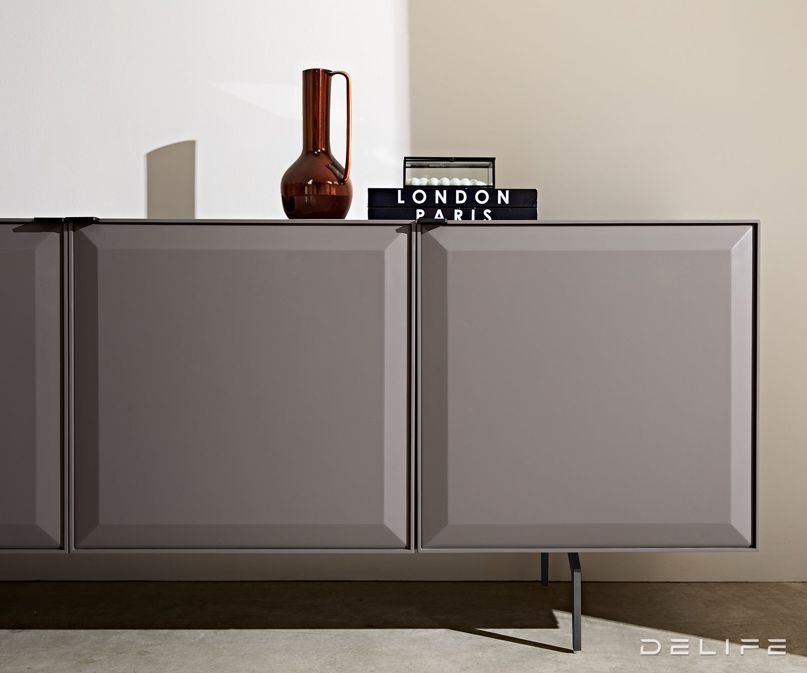 TV omarica Marellia 220 cm, Material: MDF