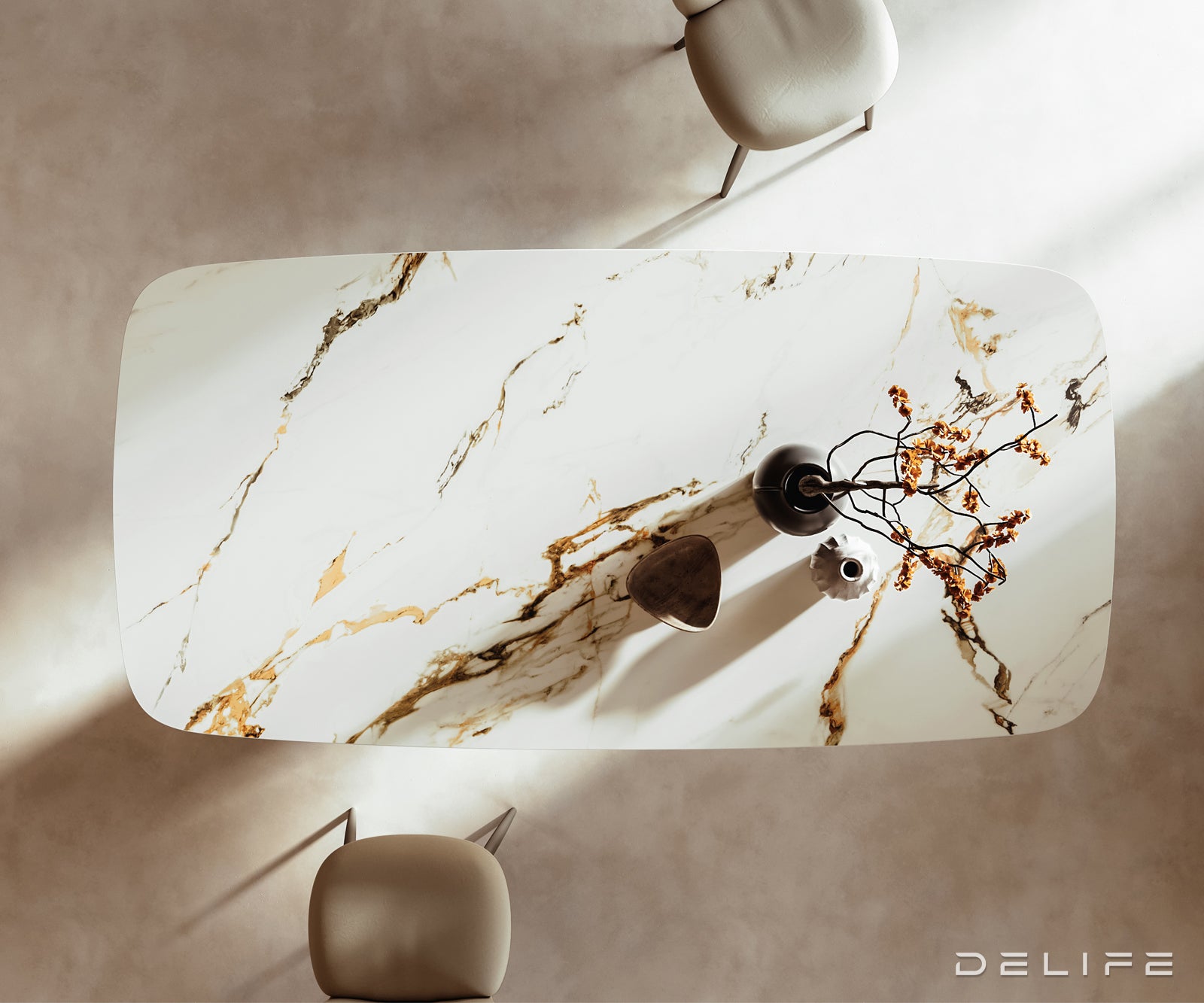 Jedilna miza Edge 240x120cm, Material: Keramika Calacatta Luxe