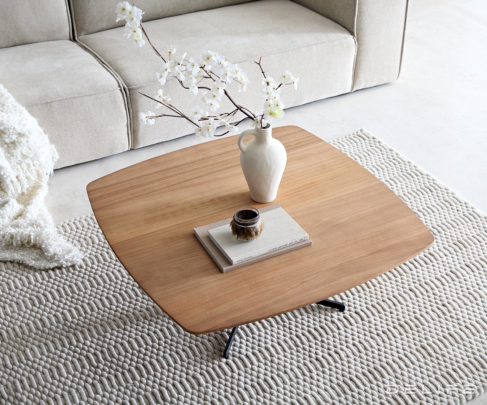 Klubska mizica Talita 90x90cm, Material: Brest