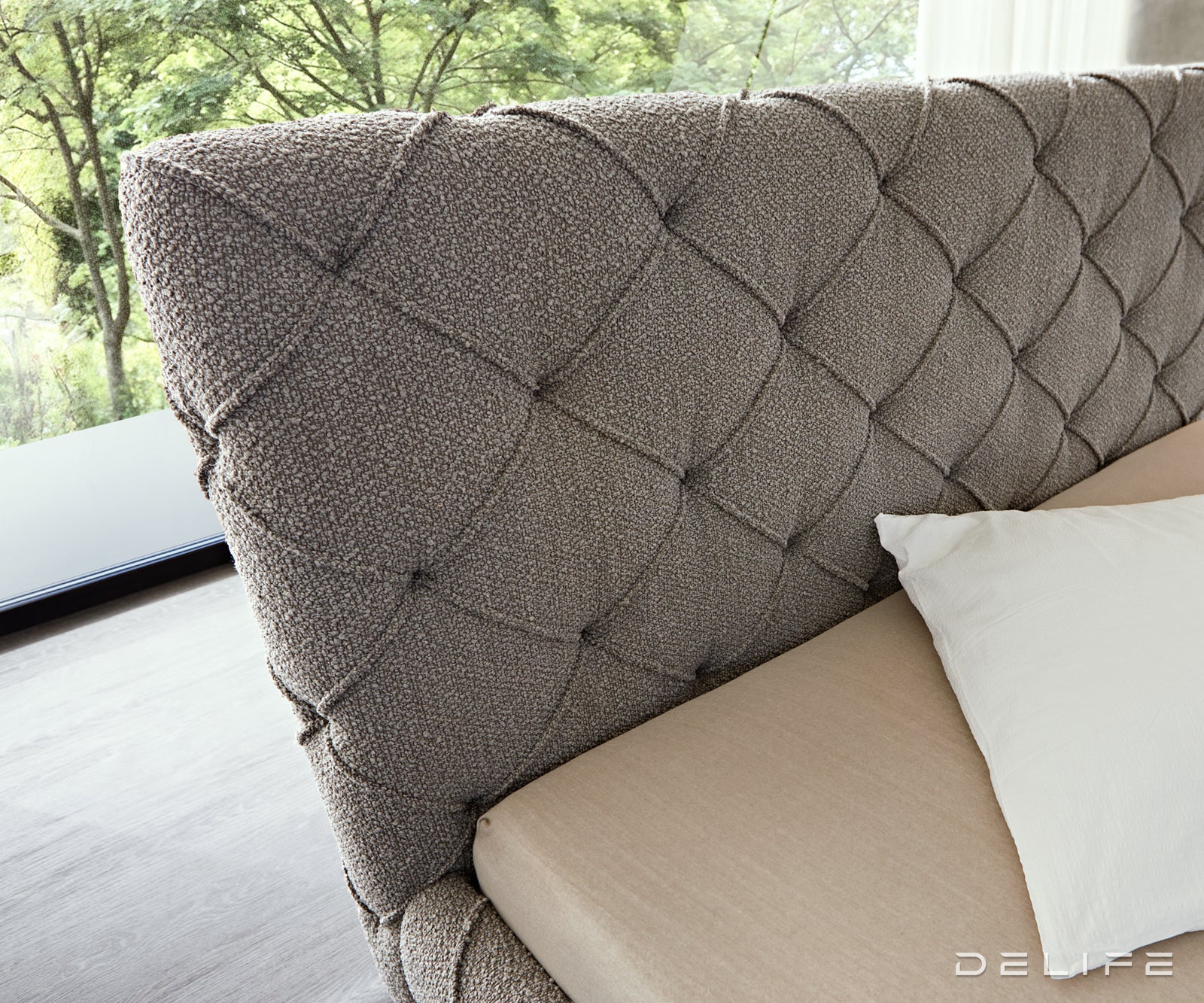 Posteljni okvir Nayara, material: Bukle