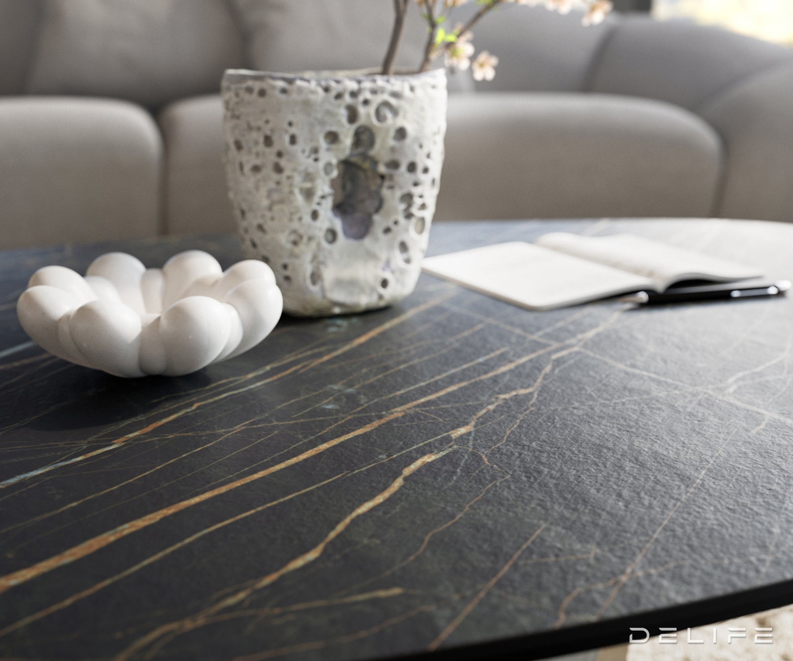 Klubska mizica Edge 140x76 cm, material: keramika Laminam Noir Desir