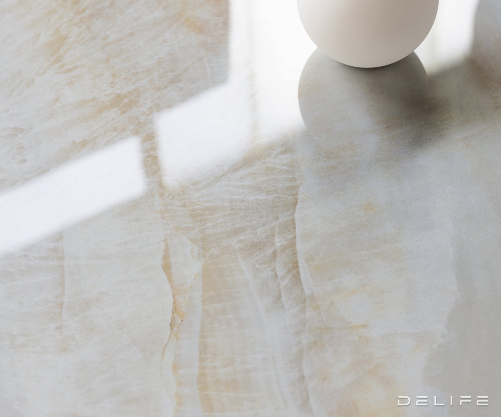Jedilna miza Edge 200/300x100 cm, material: keramika Onyx Pearl