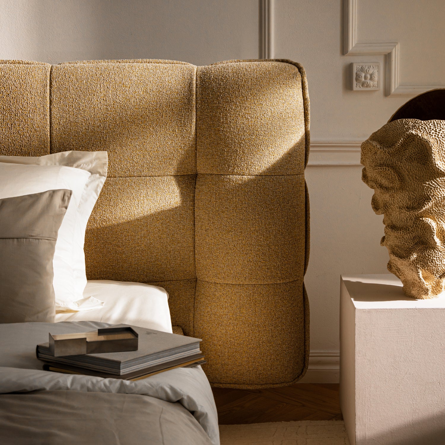 Postelja Eric, Material: Strukturirana tkanina