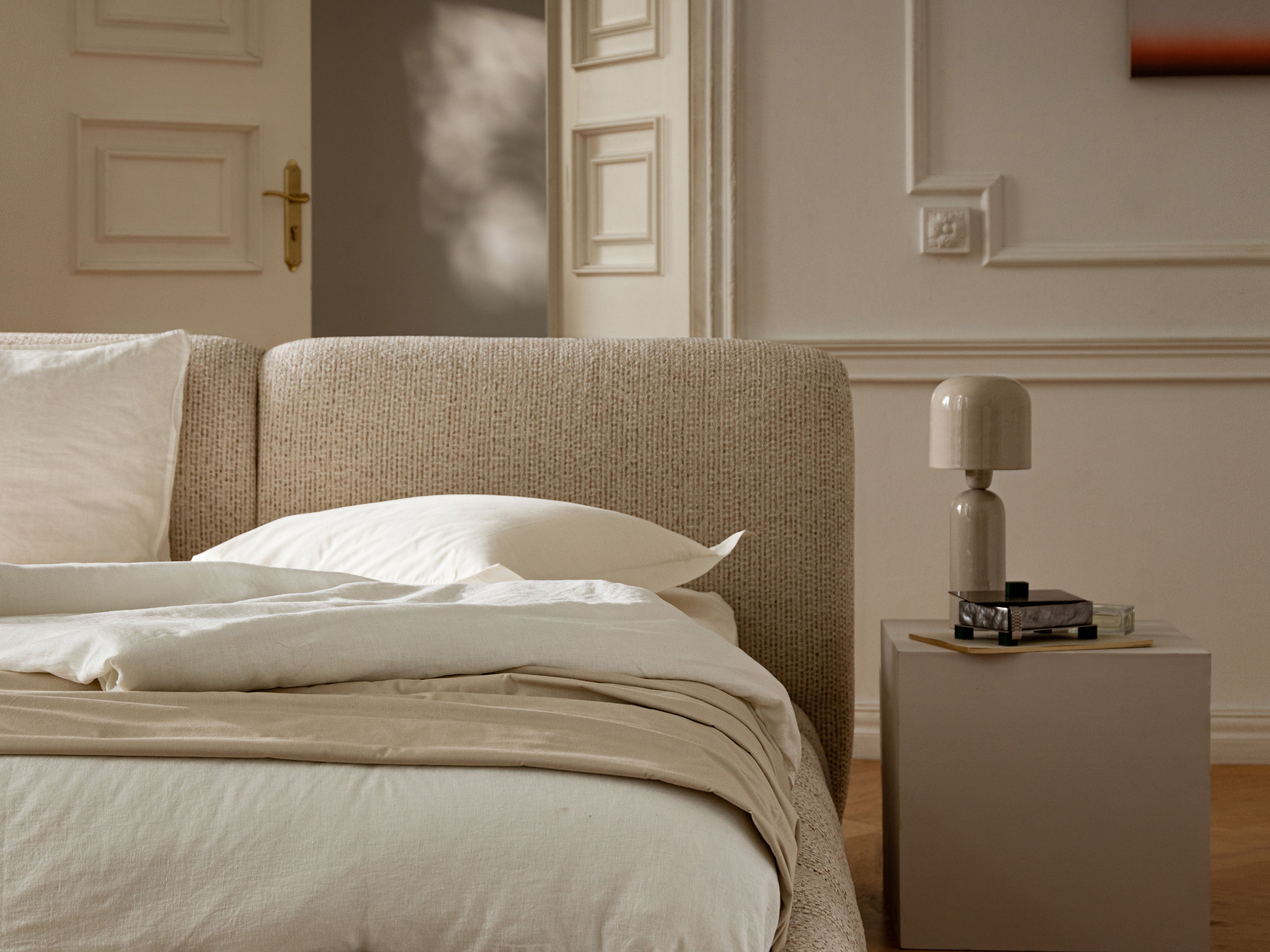 Postelja Solange, Material: Žamet