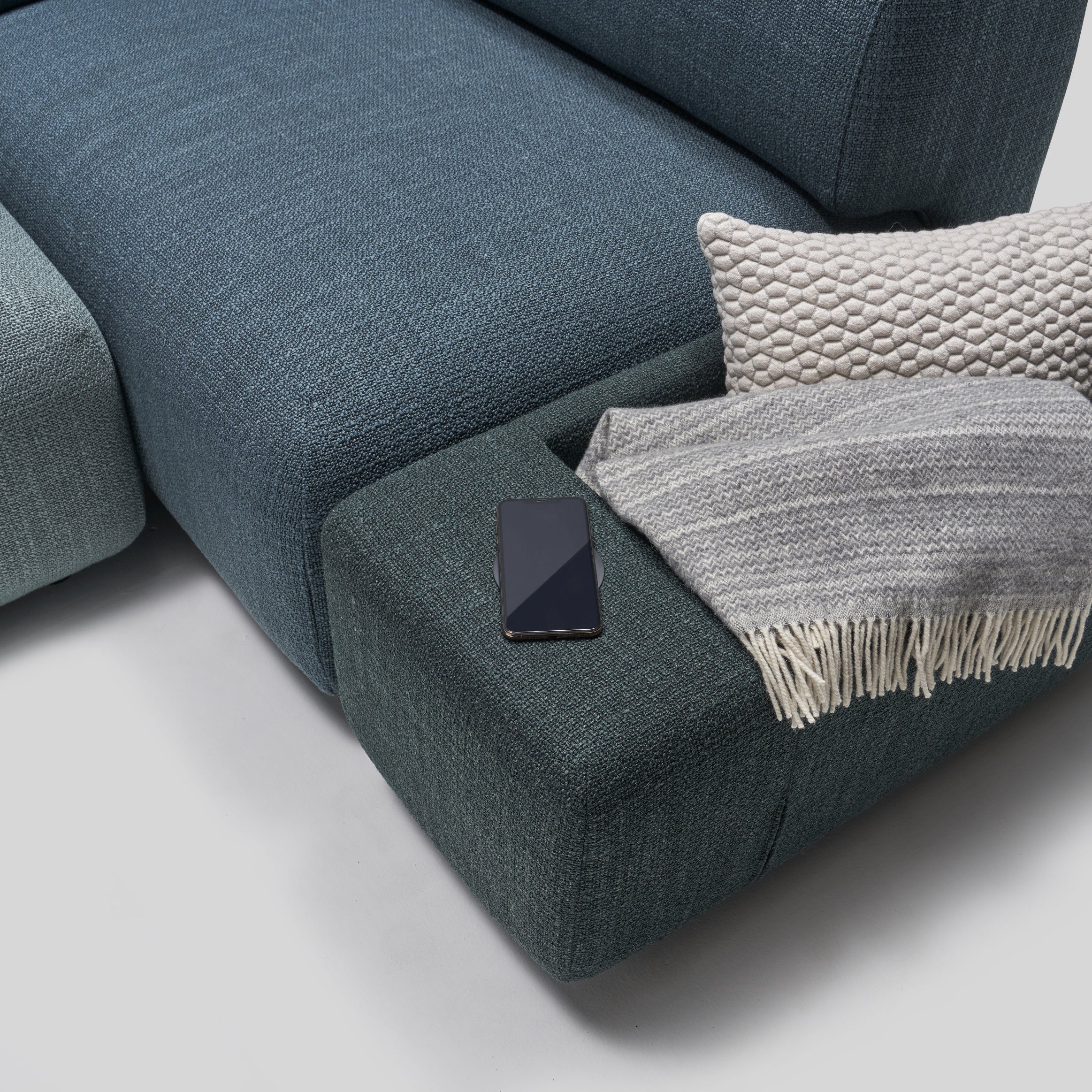 Modularno pohištvo Mist, Material: Izbira materialov