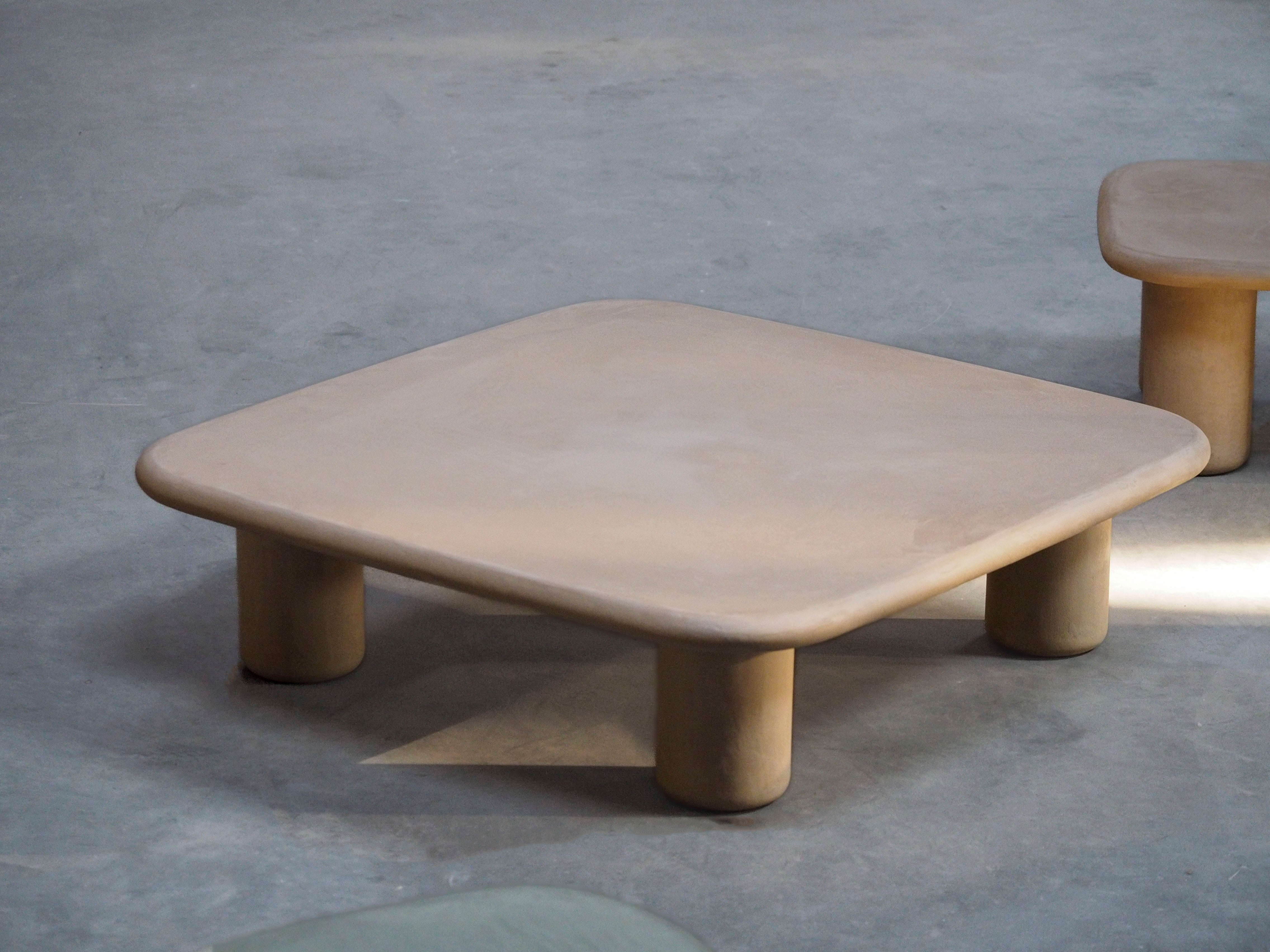 Klubska mizica Haaki